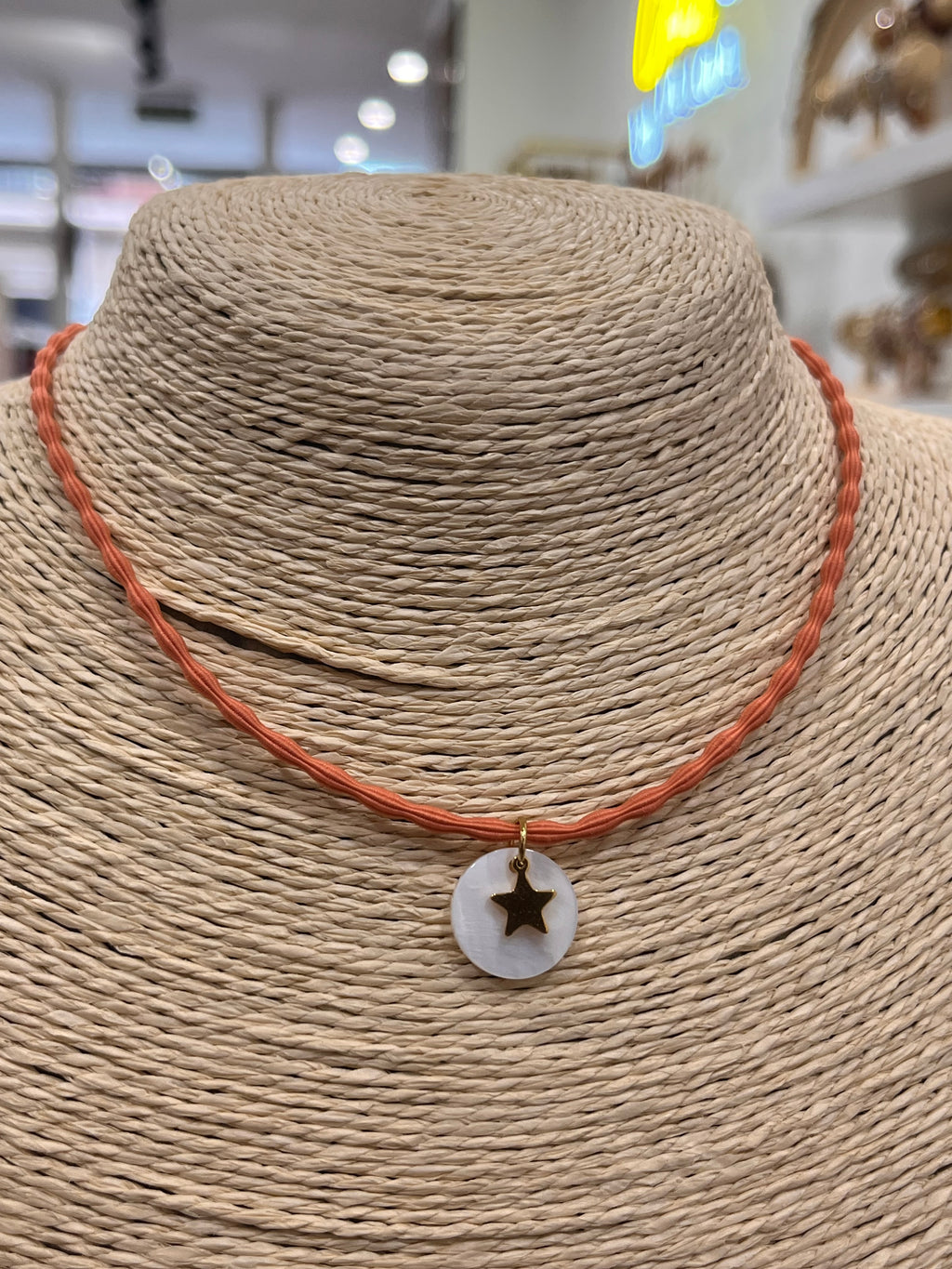 Collar nácar