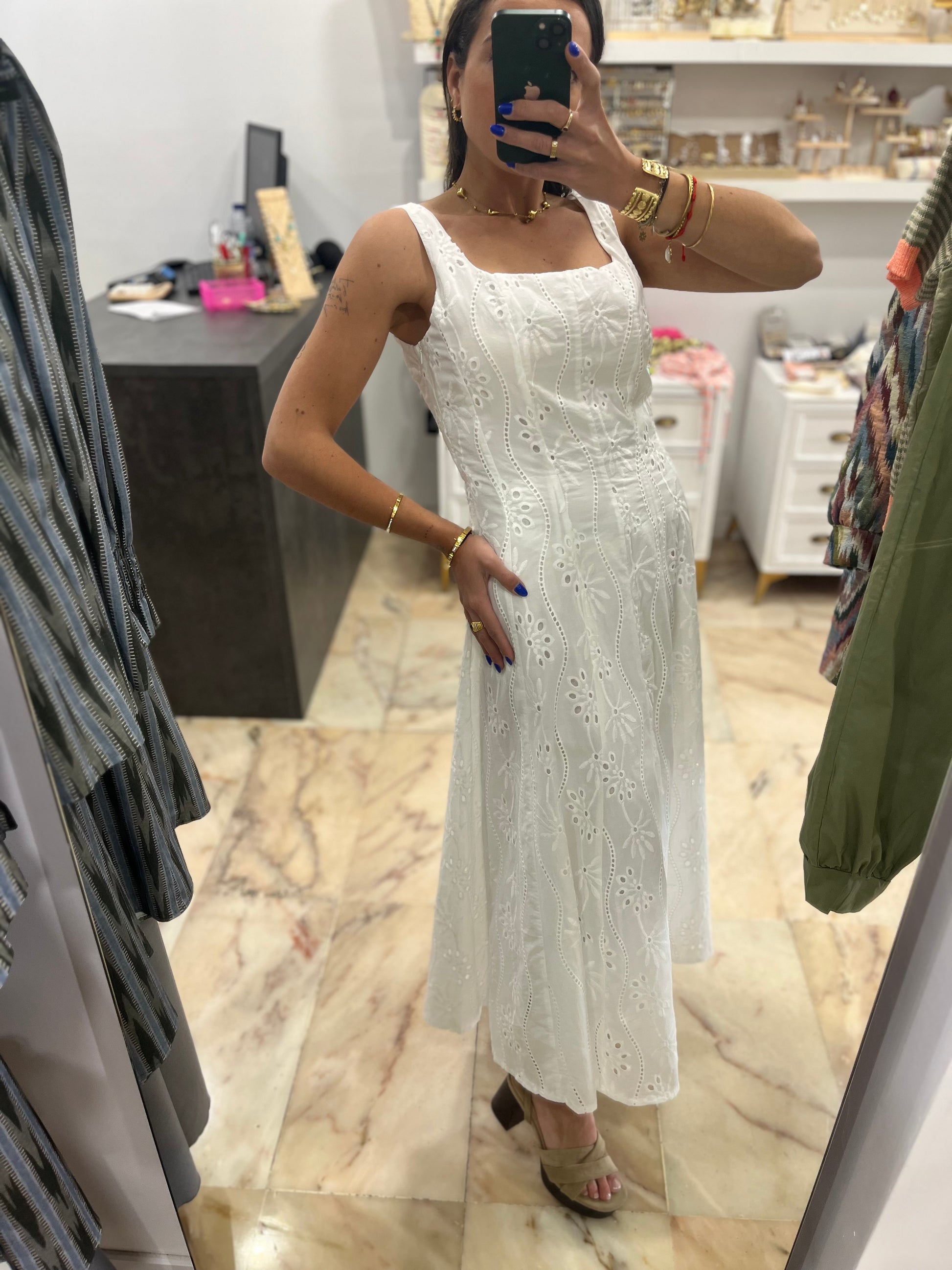 VESTIDO BROCADO