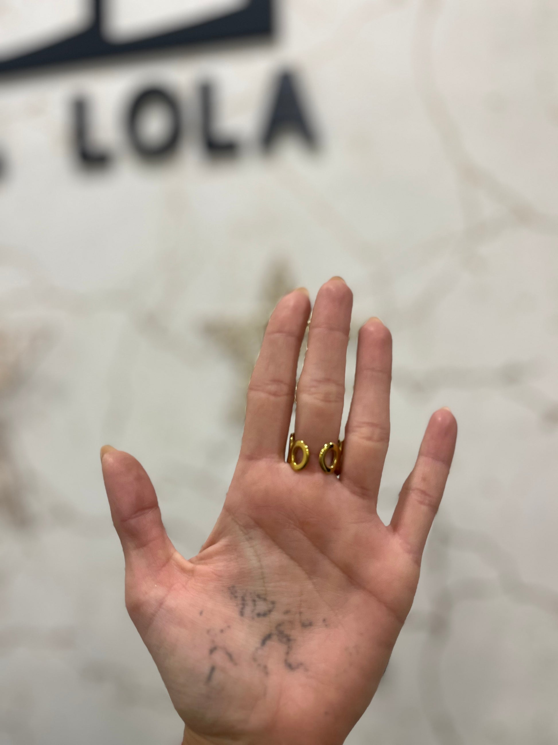 ANILLO