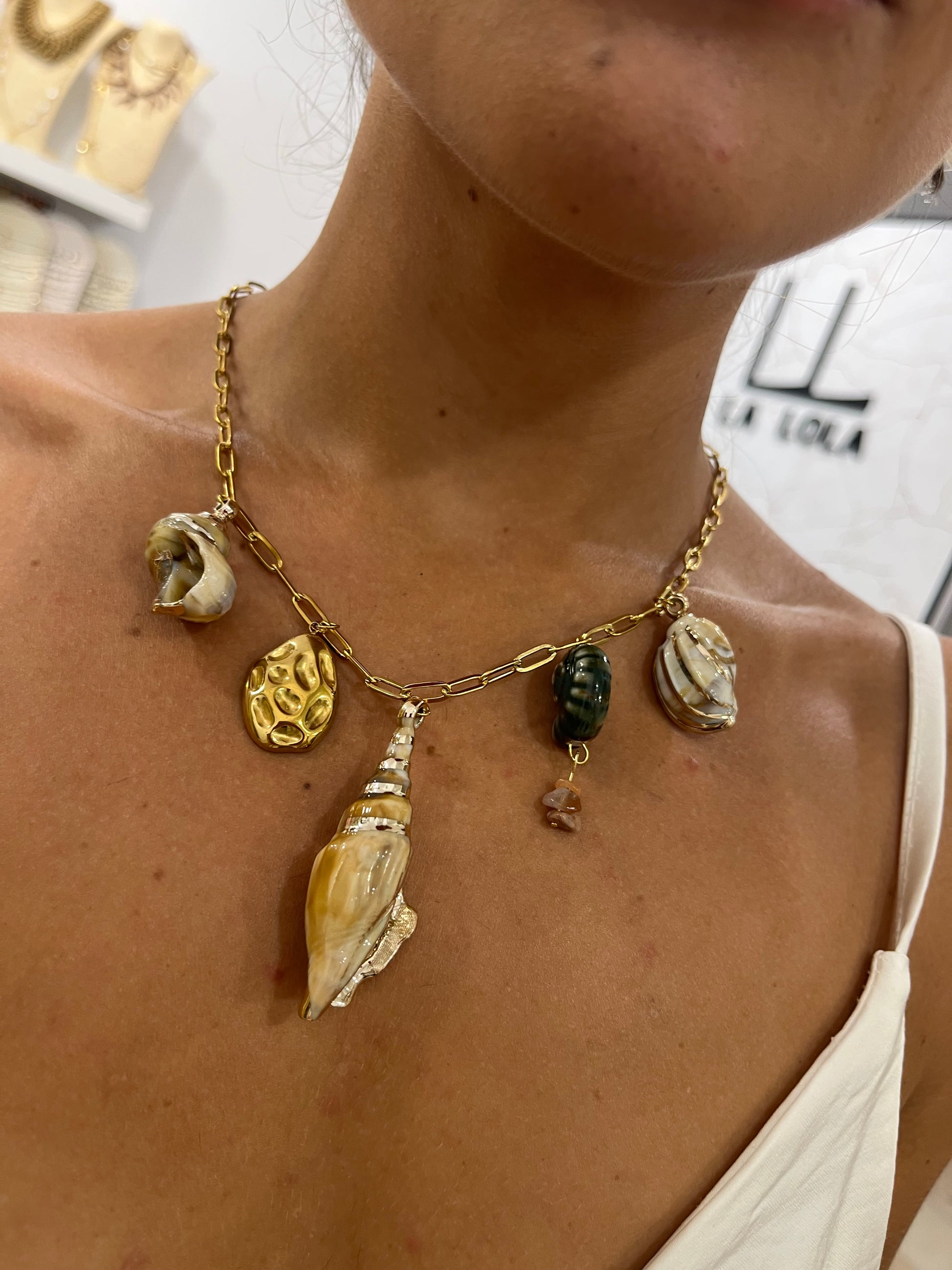 Collar