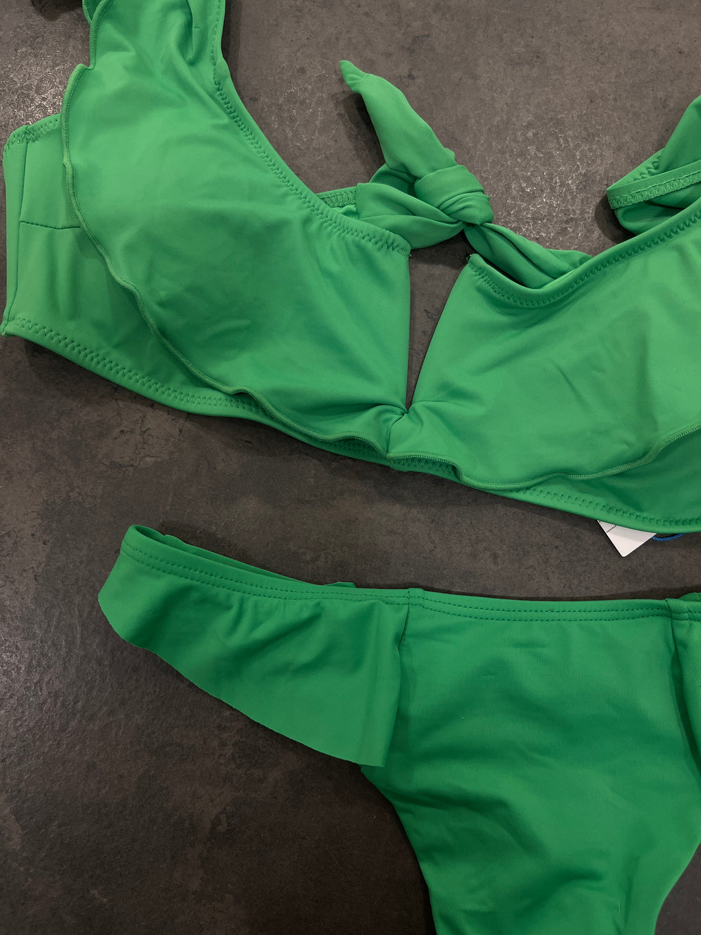 BIKINI VOLANTES