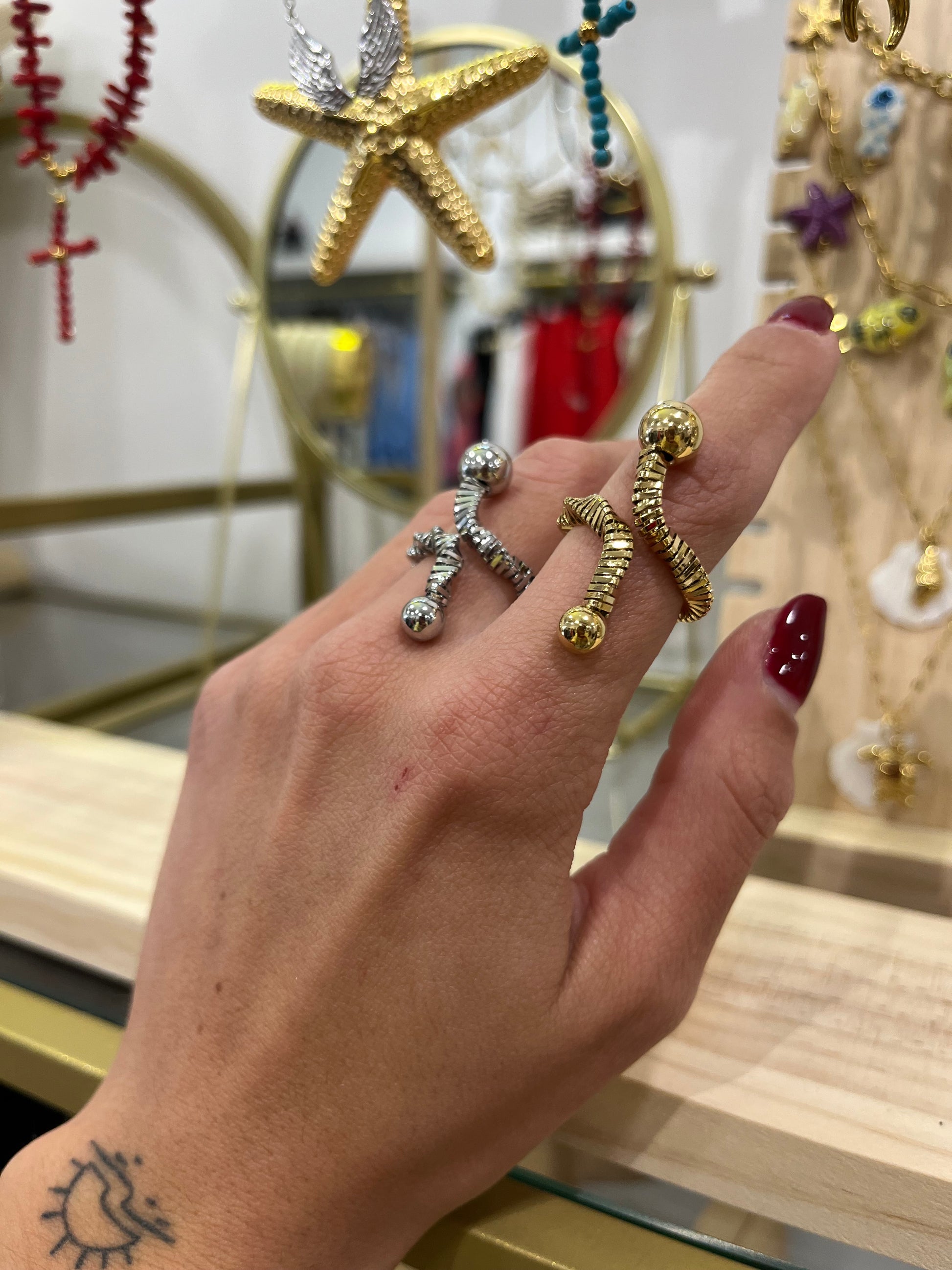 ANILLO