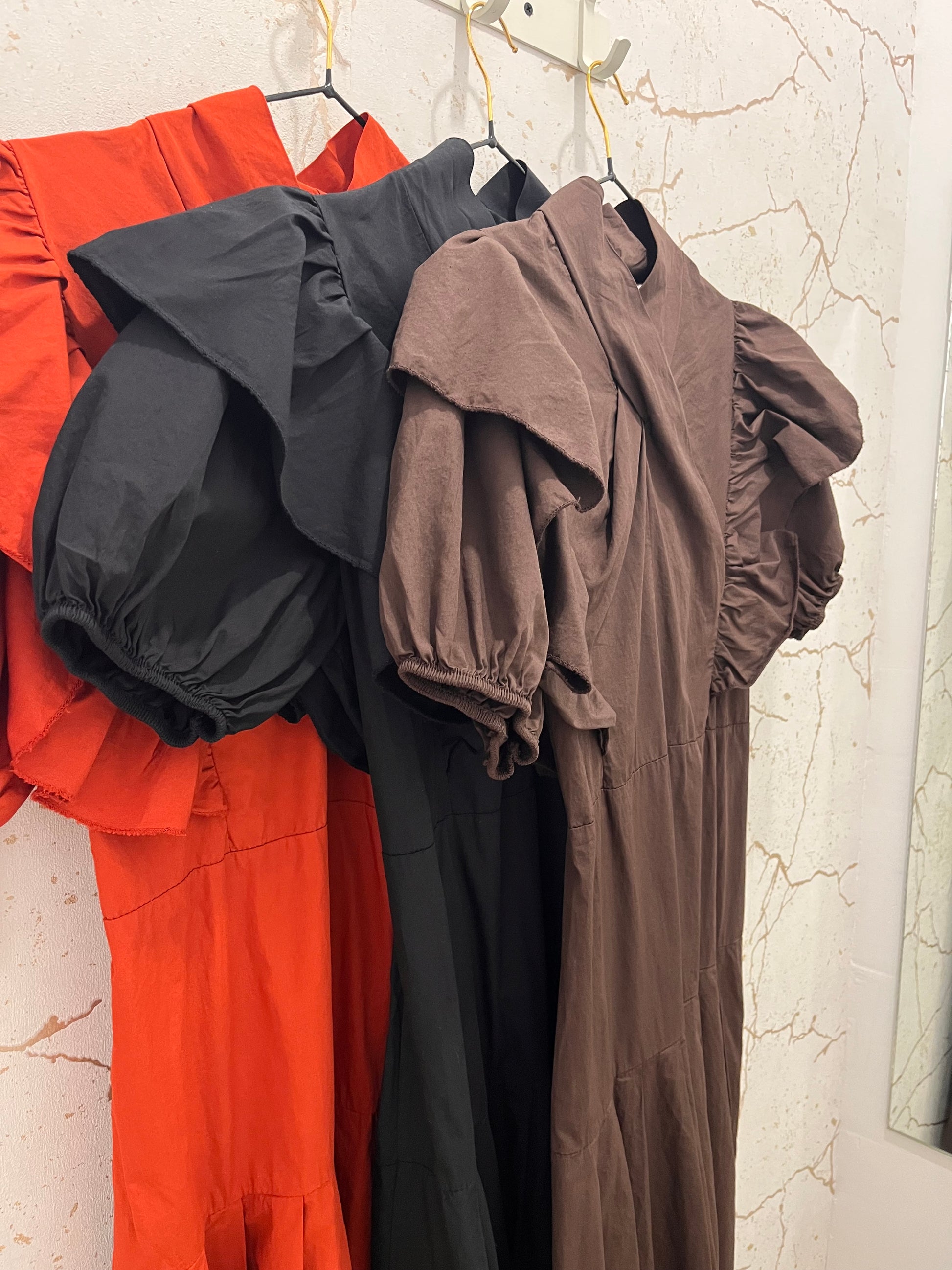 Vestido volantes