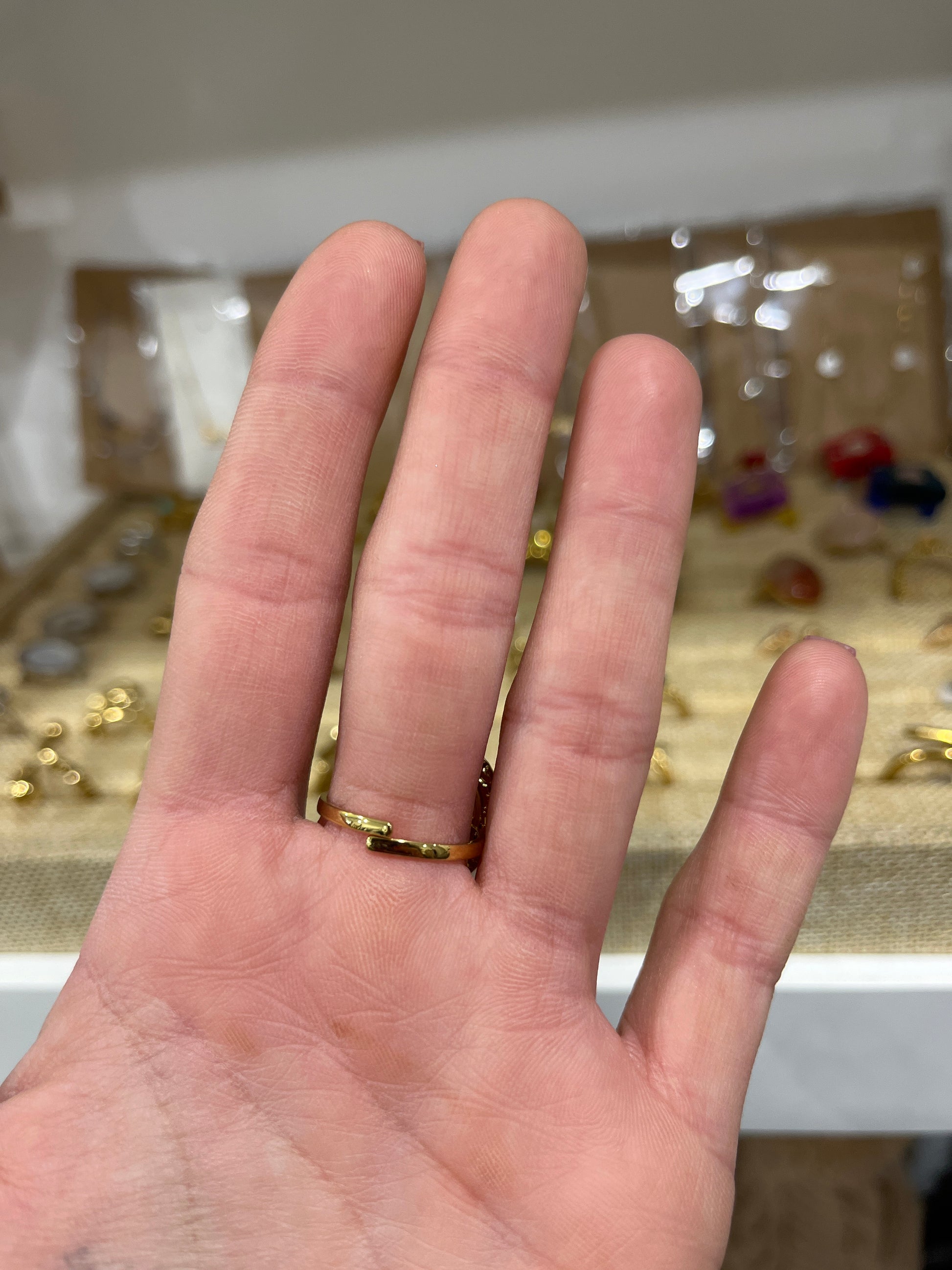 Anillo piedra