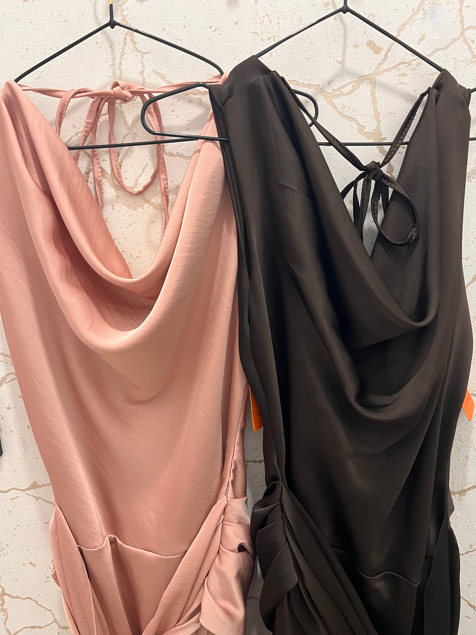 VESTIDO SATEN