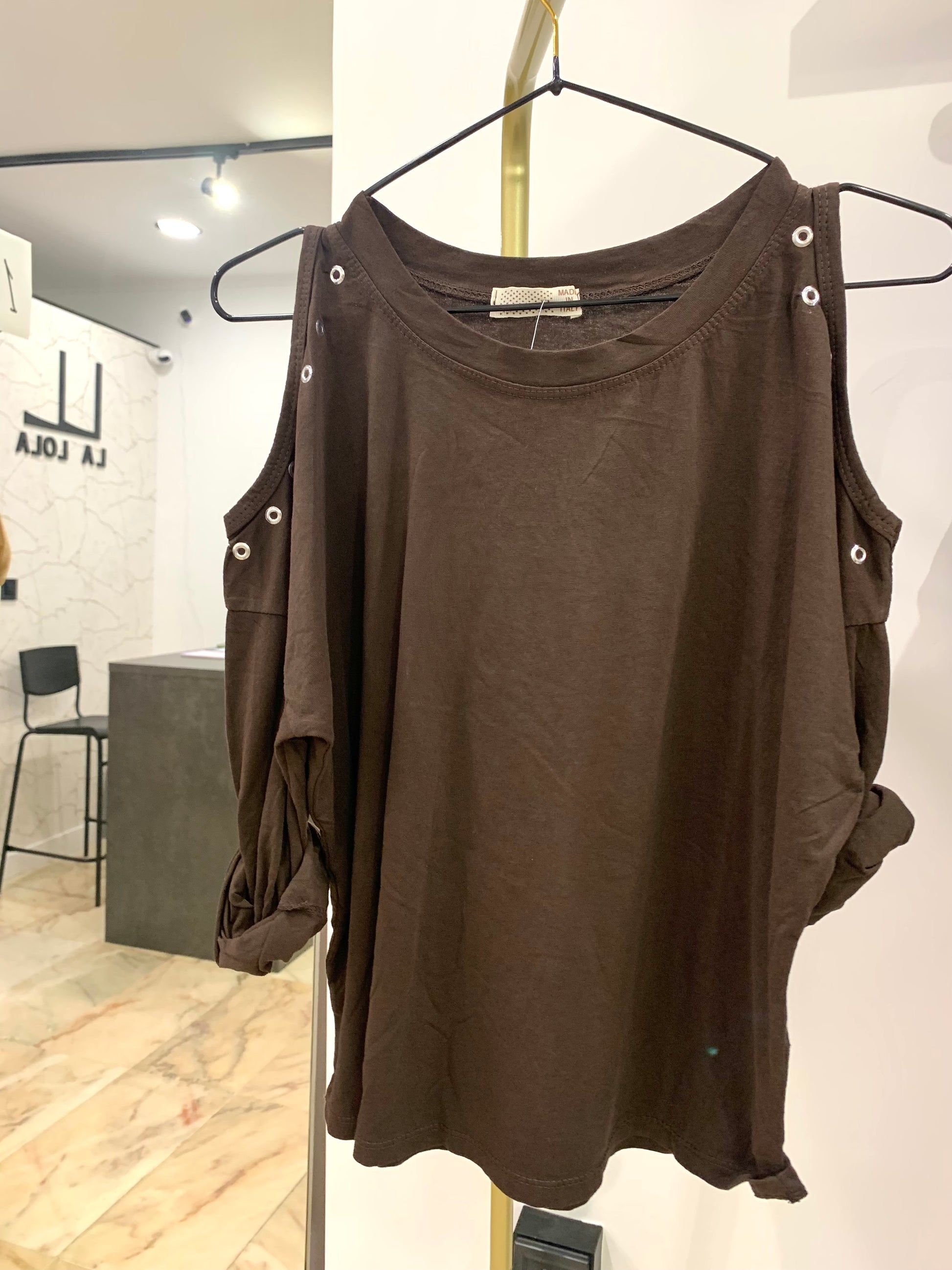 Camiseta detalle hombros