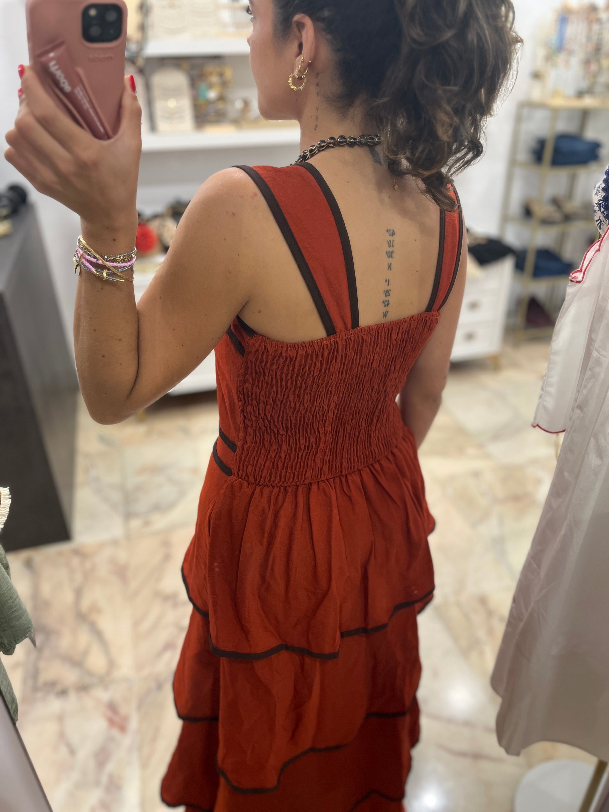 VESTIDO VOLANTES