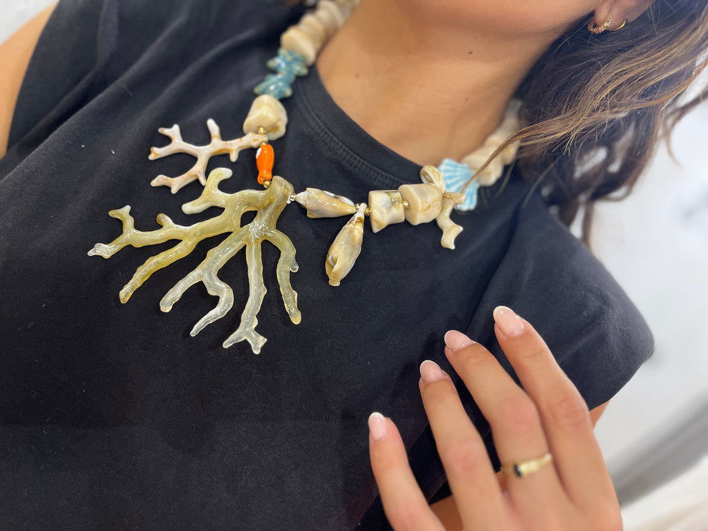 COLLAR CORAL