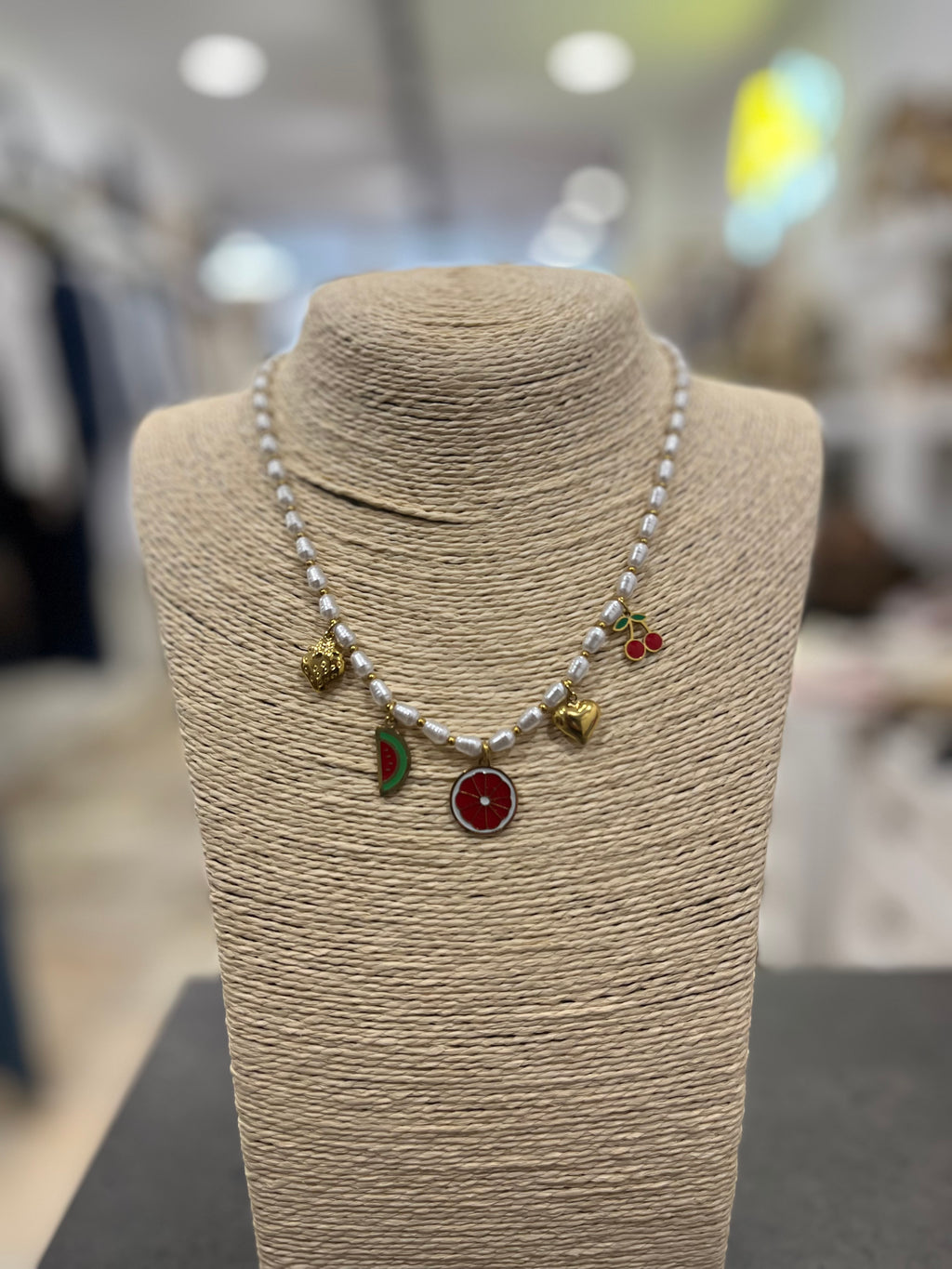 Collar frutas