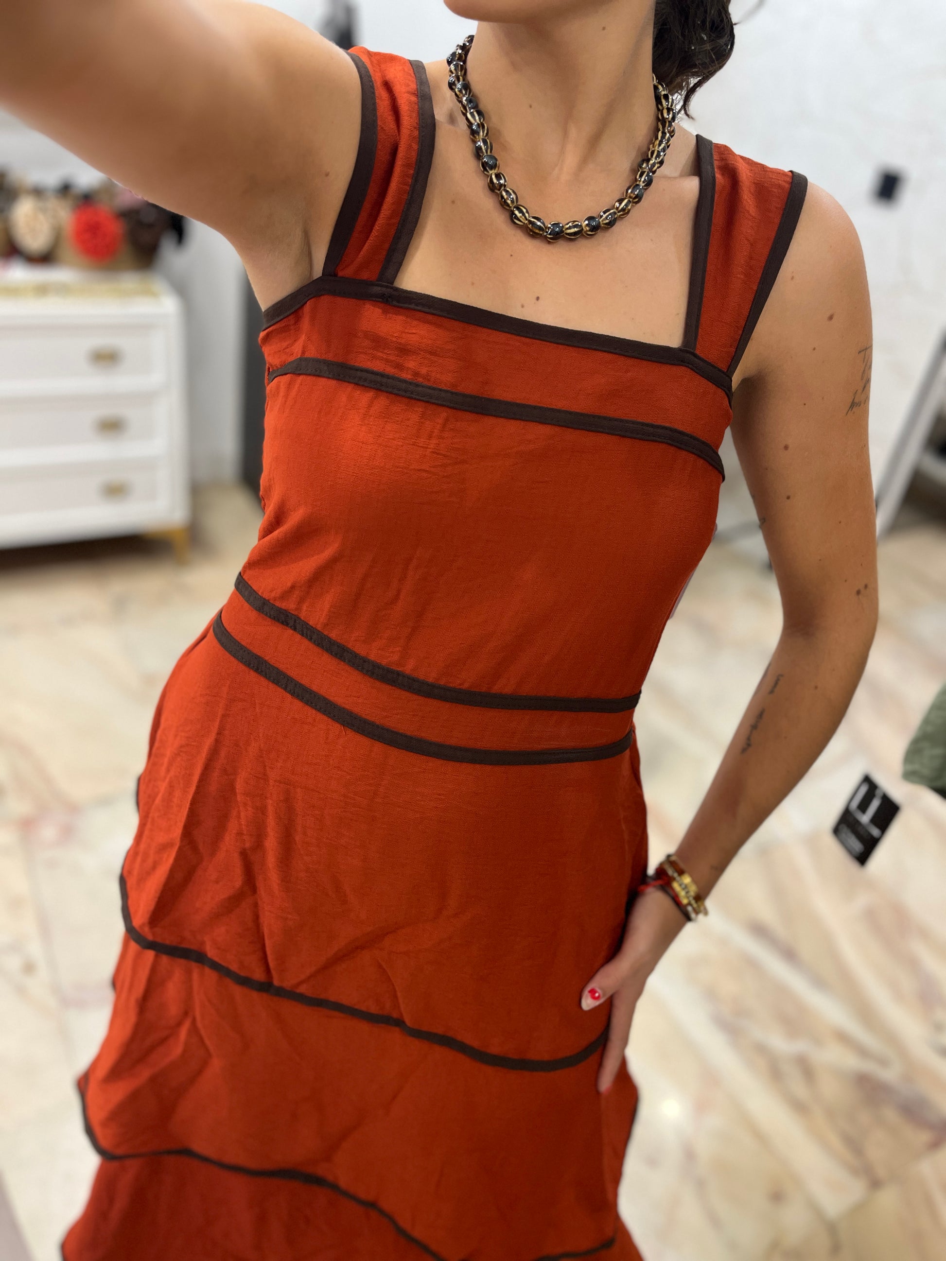 VESTIDO VOLANTES