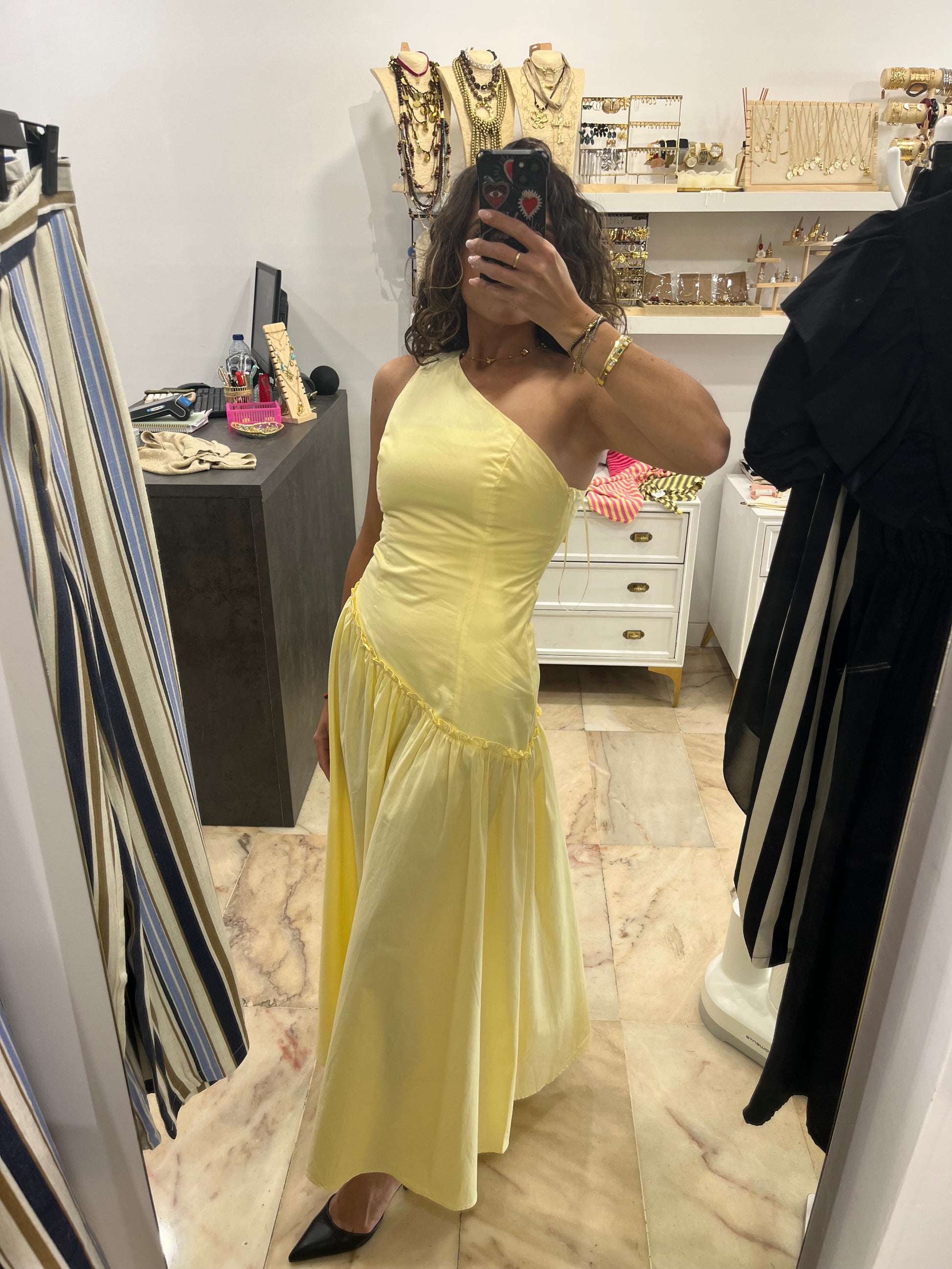 VESTIDO MANTEQUILLA