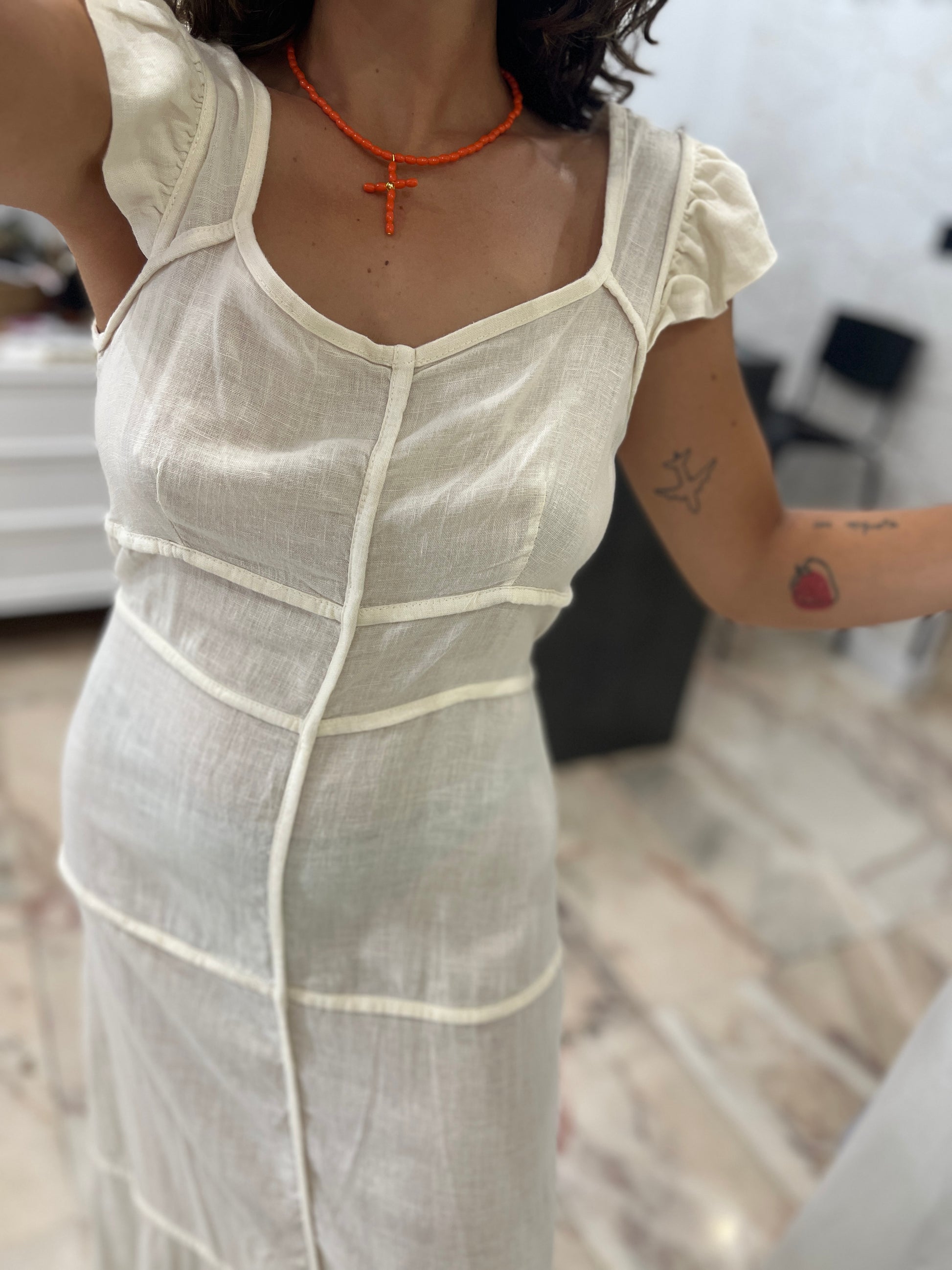 VESTIDO LINO