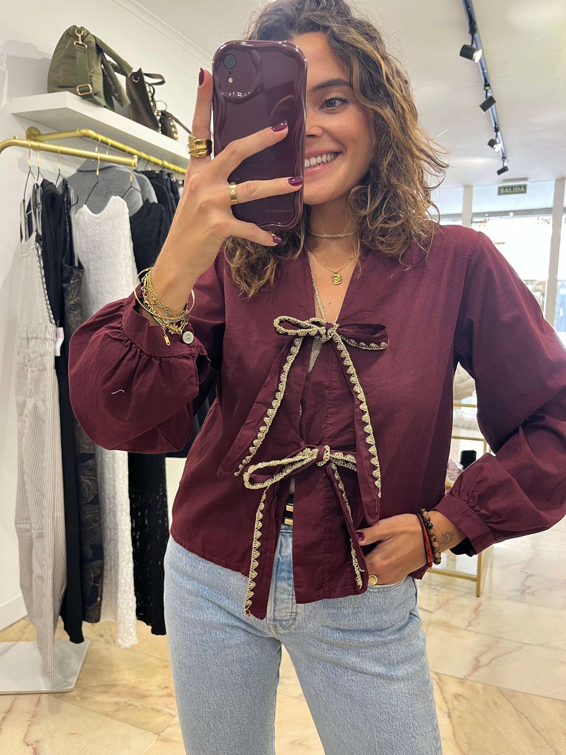 BLUSA