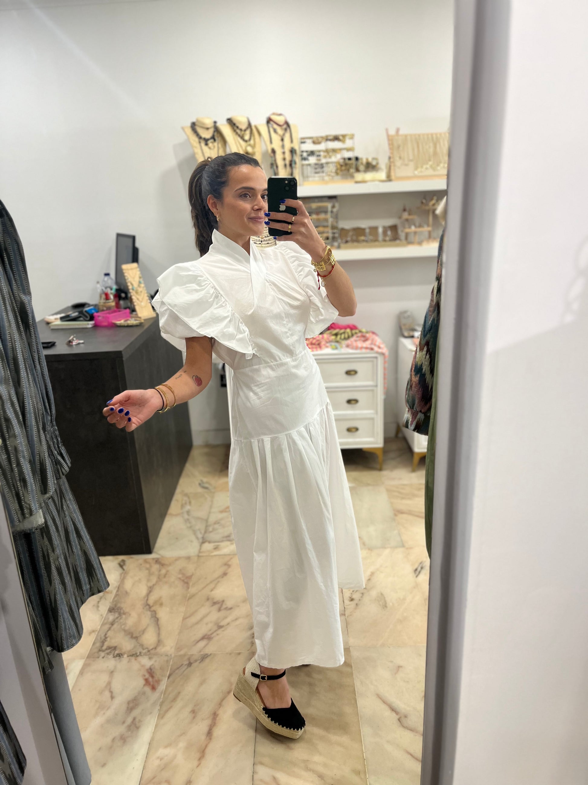 Vestido volantes