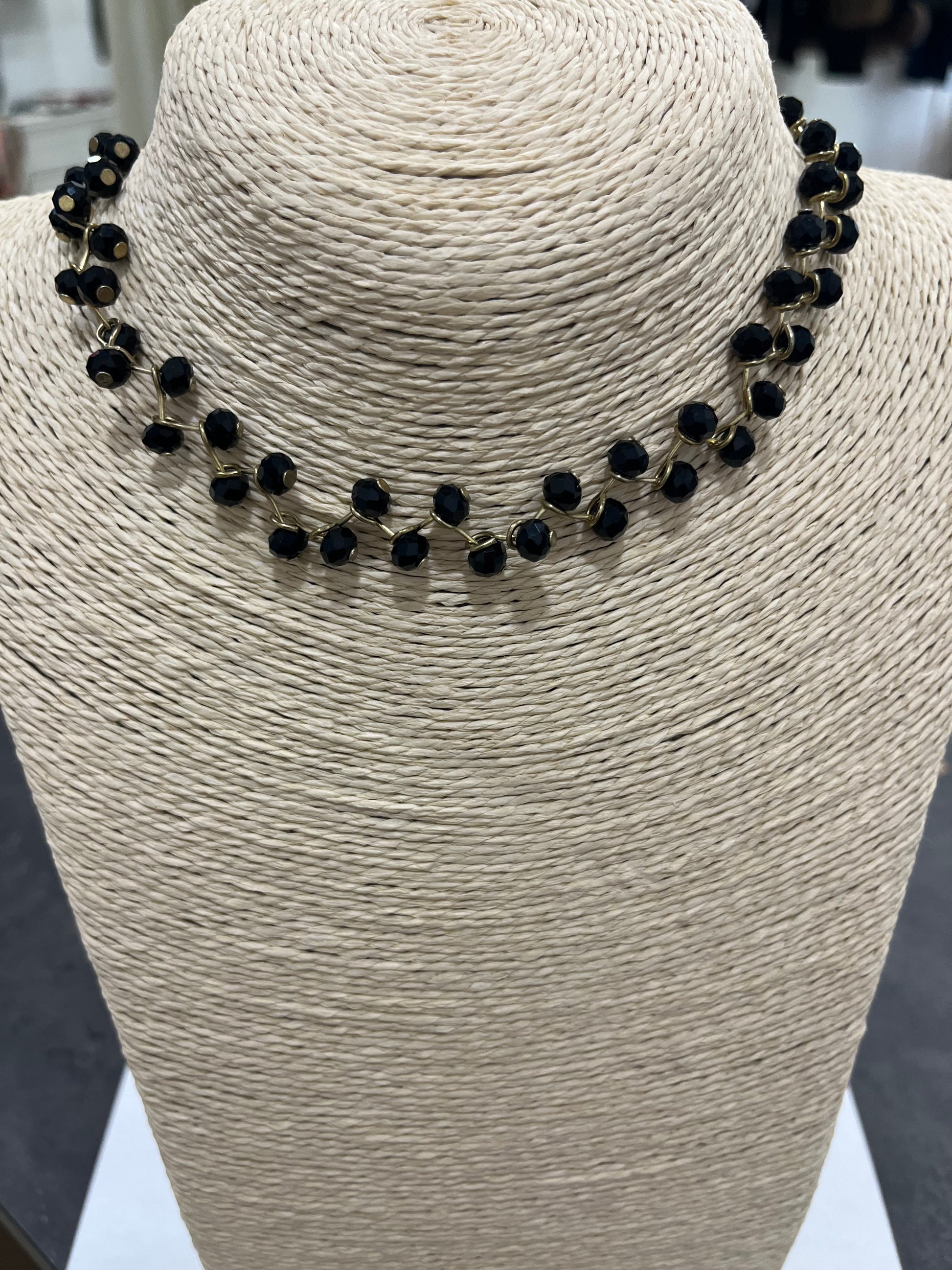 CHOKER