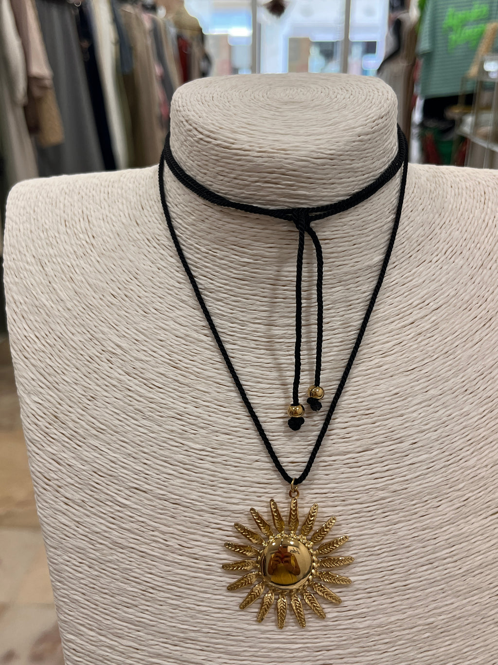COLLAR CORDON