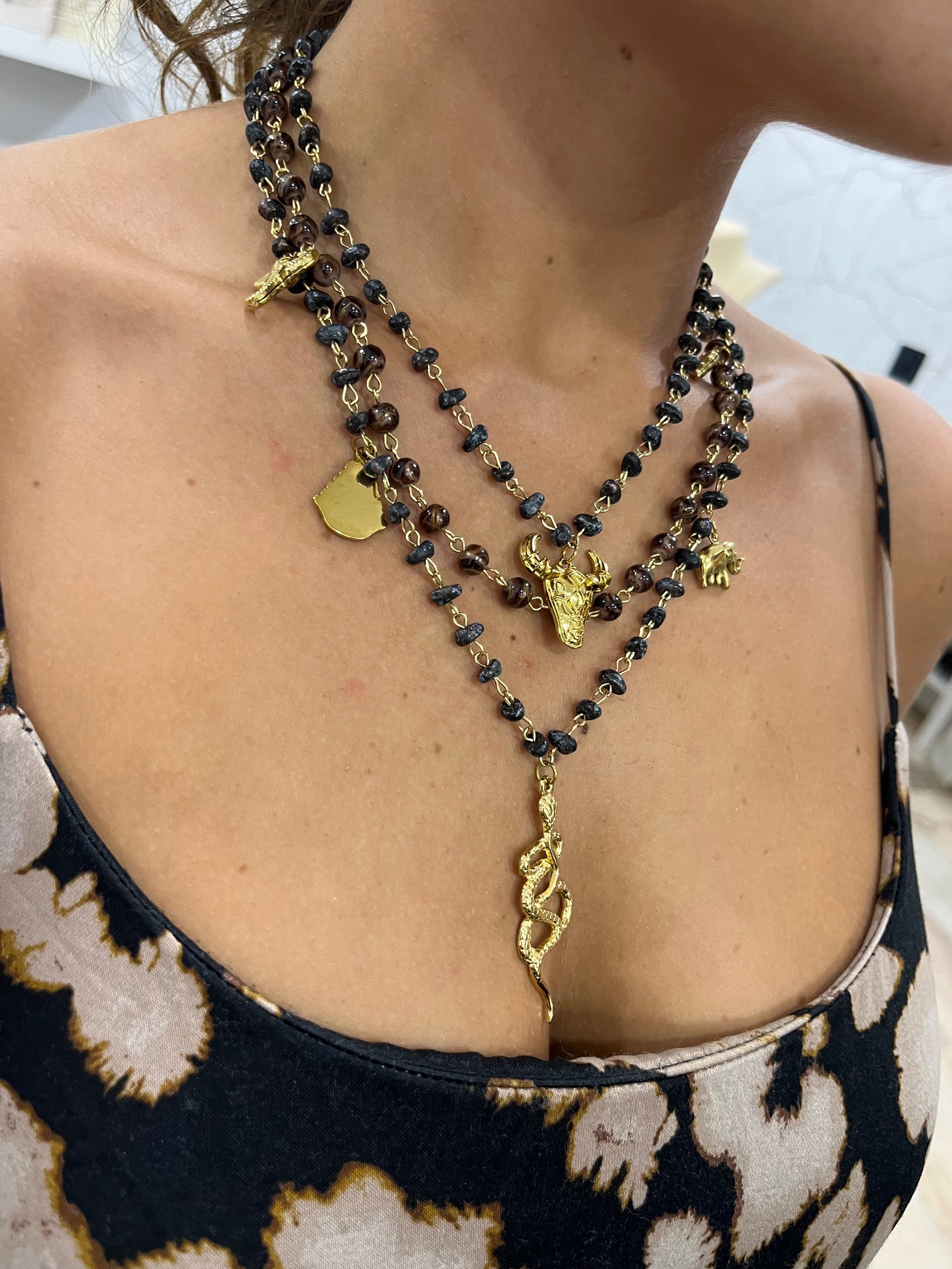 COLLAR
