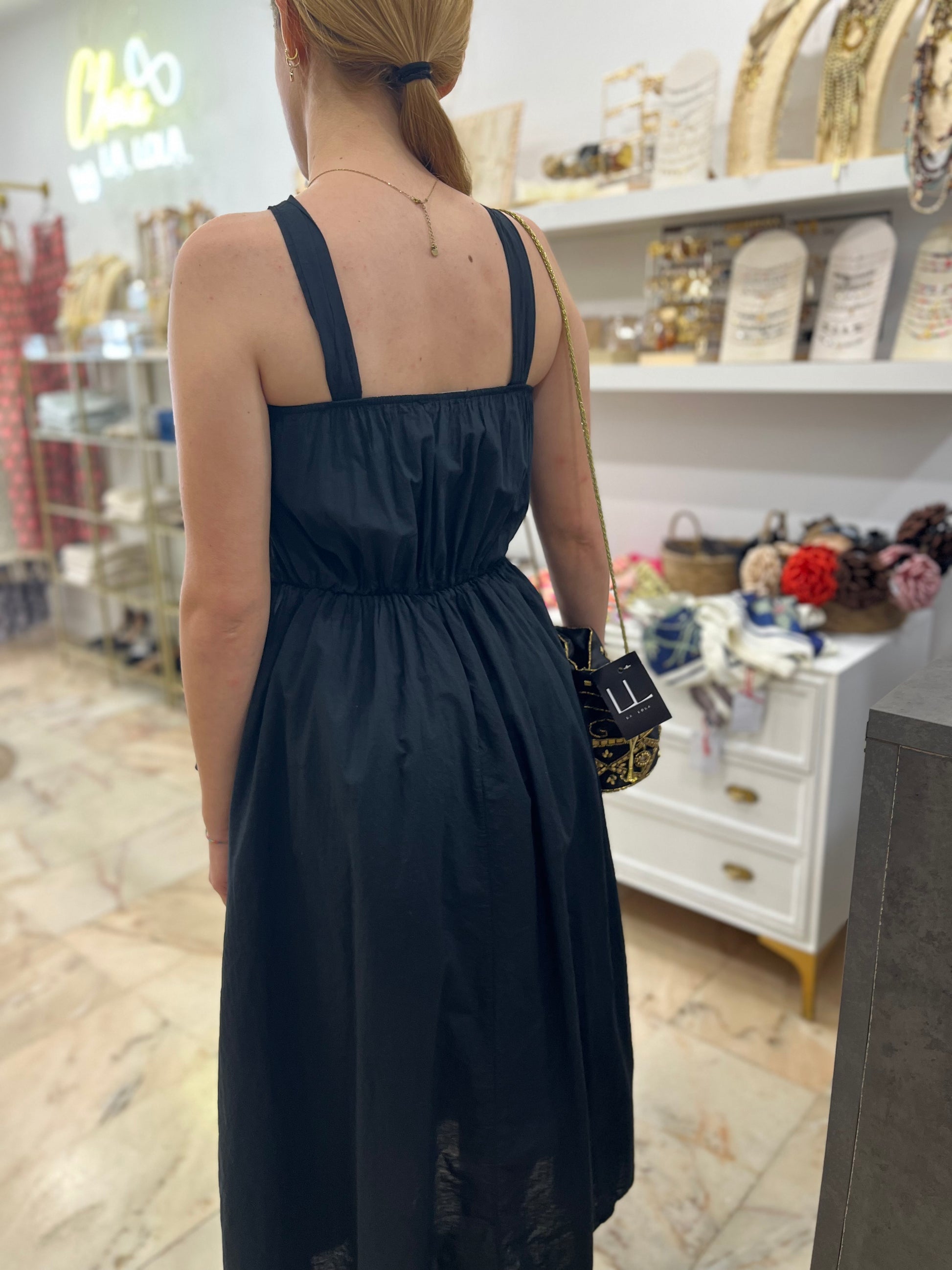 VESTIDO VOLANTES