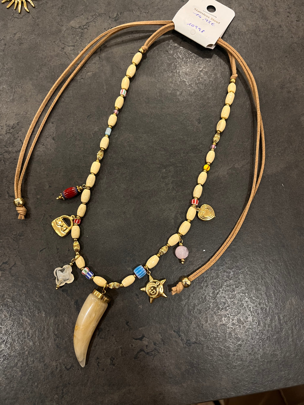 COLLAR CUERNO