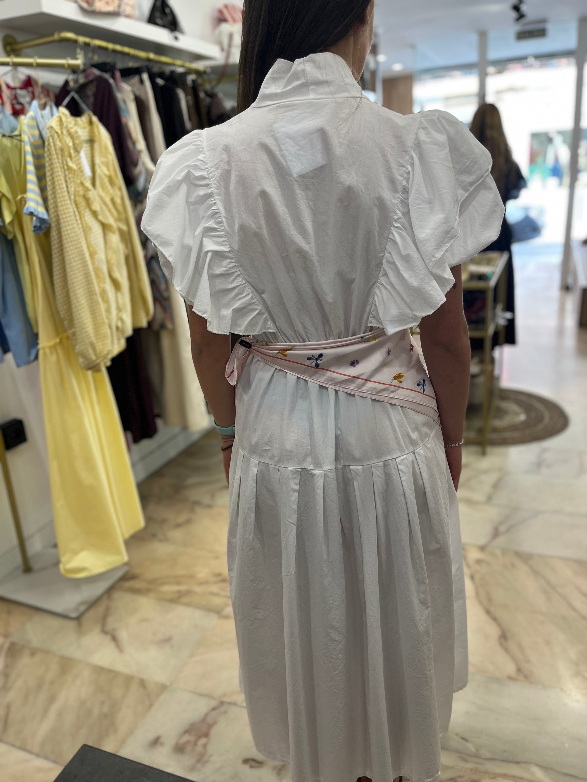 Vestido volantes