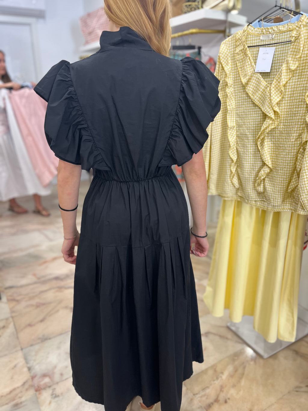 Vestido volantes