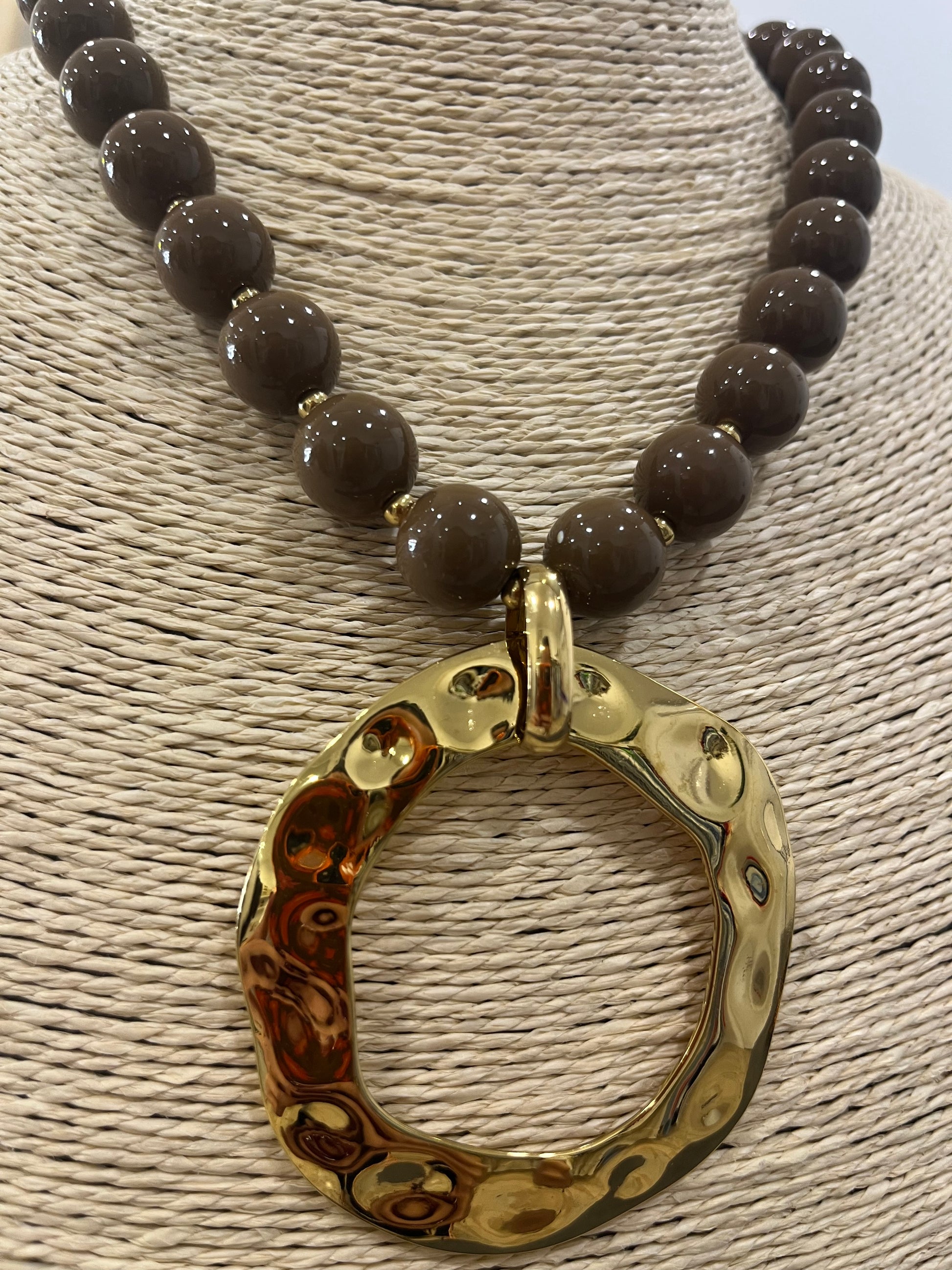 COLLAR