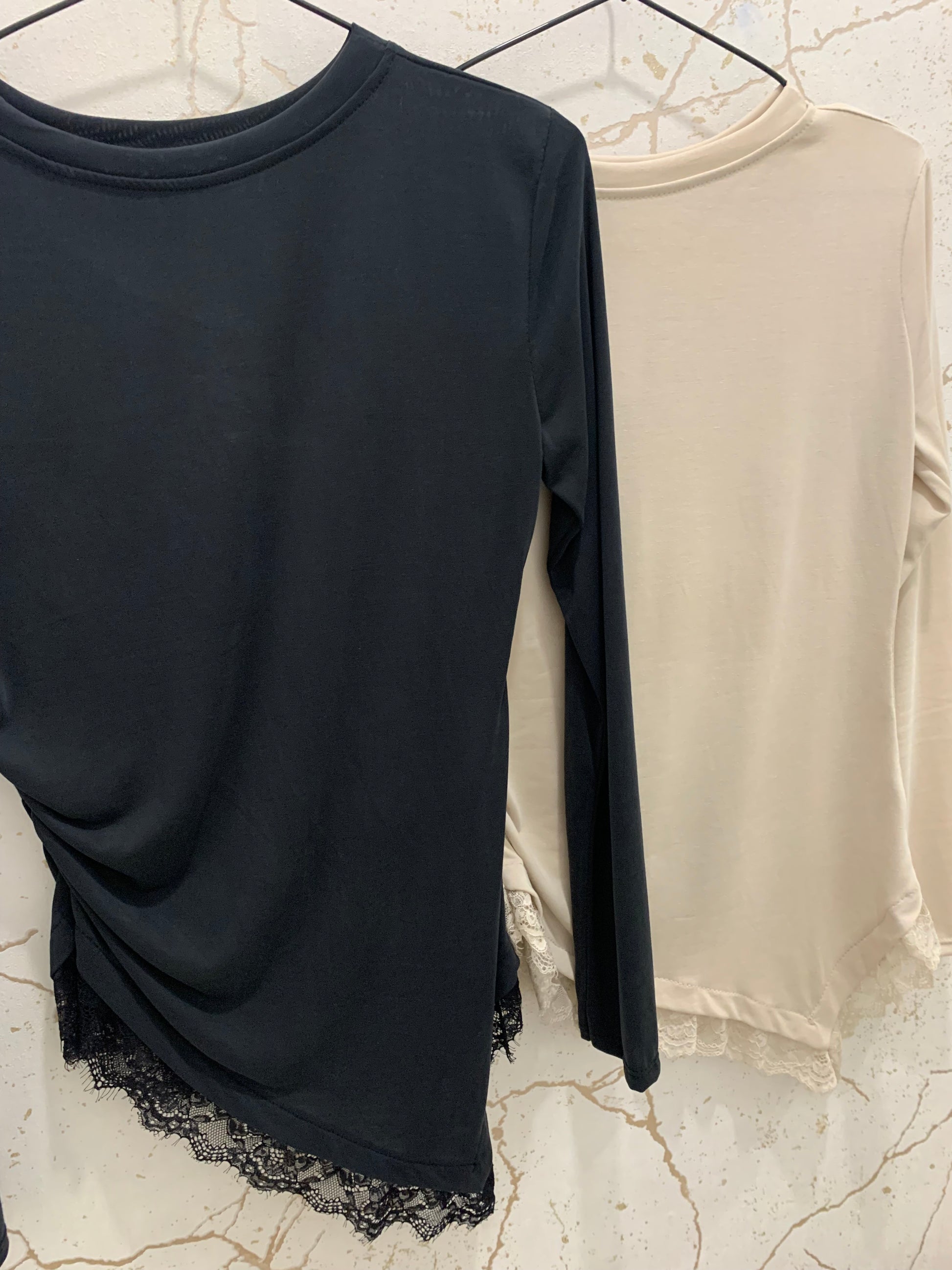 CAMISETA ENCAJE