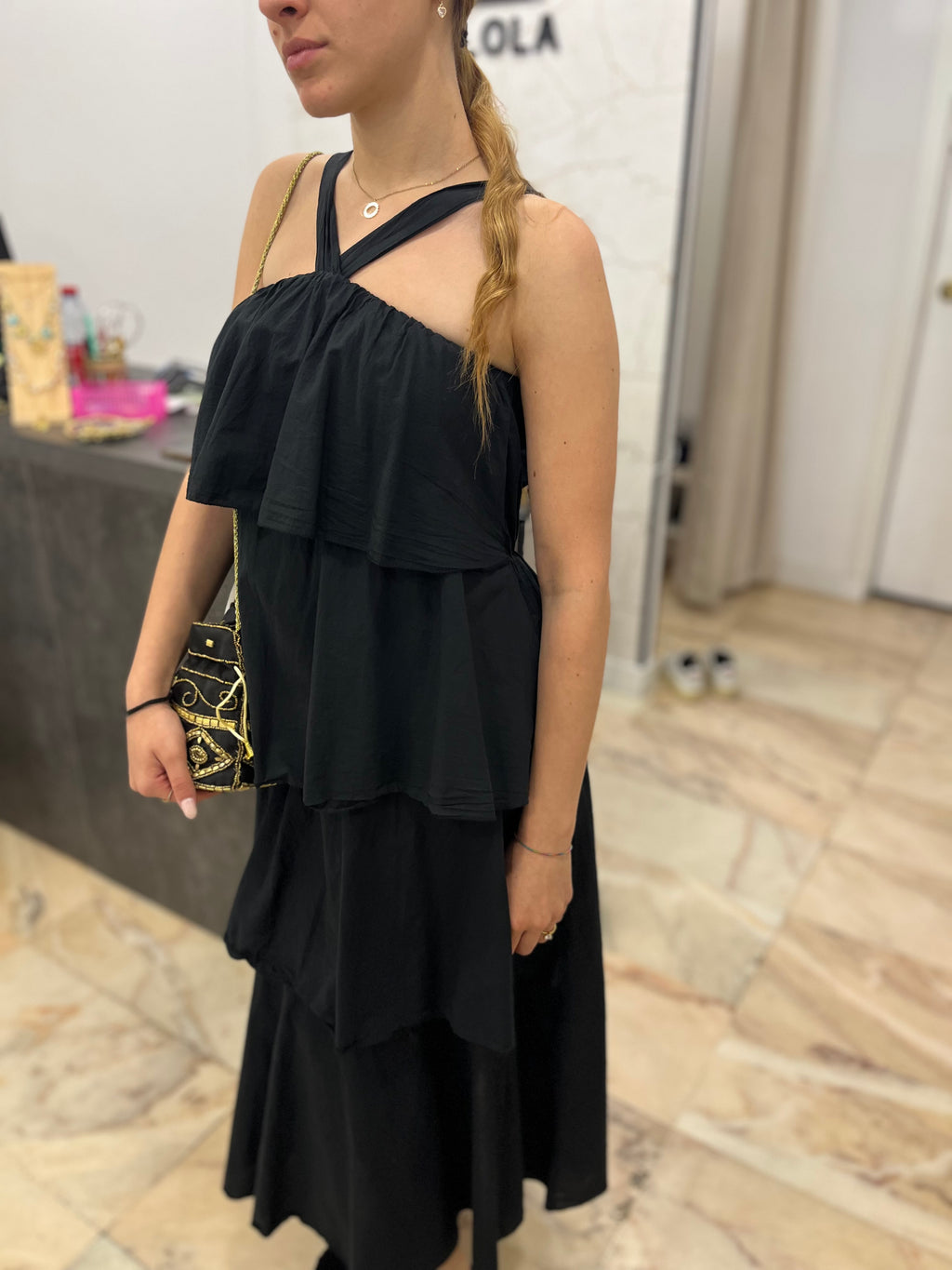 VESTIDO VOLANTES