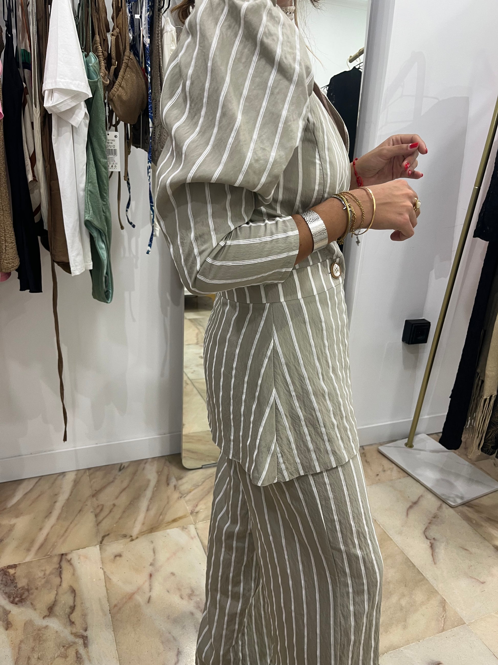CONJUNTO