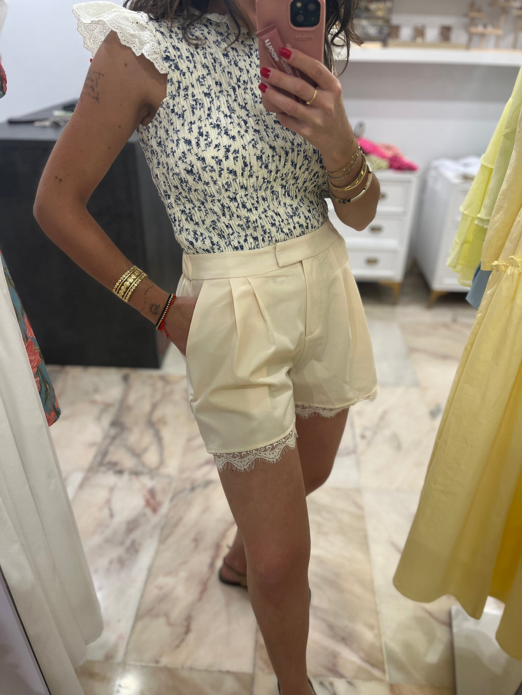 BERMUDAS