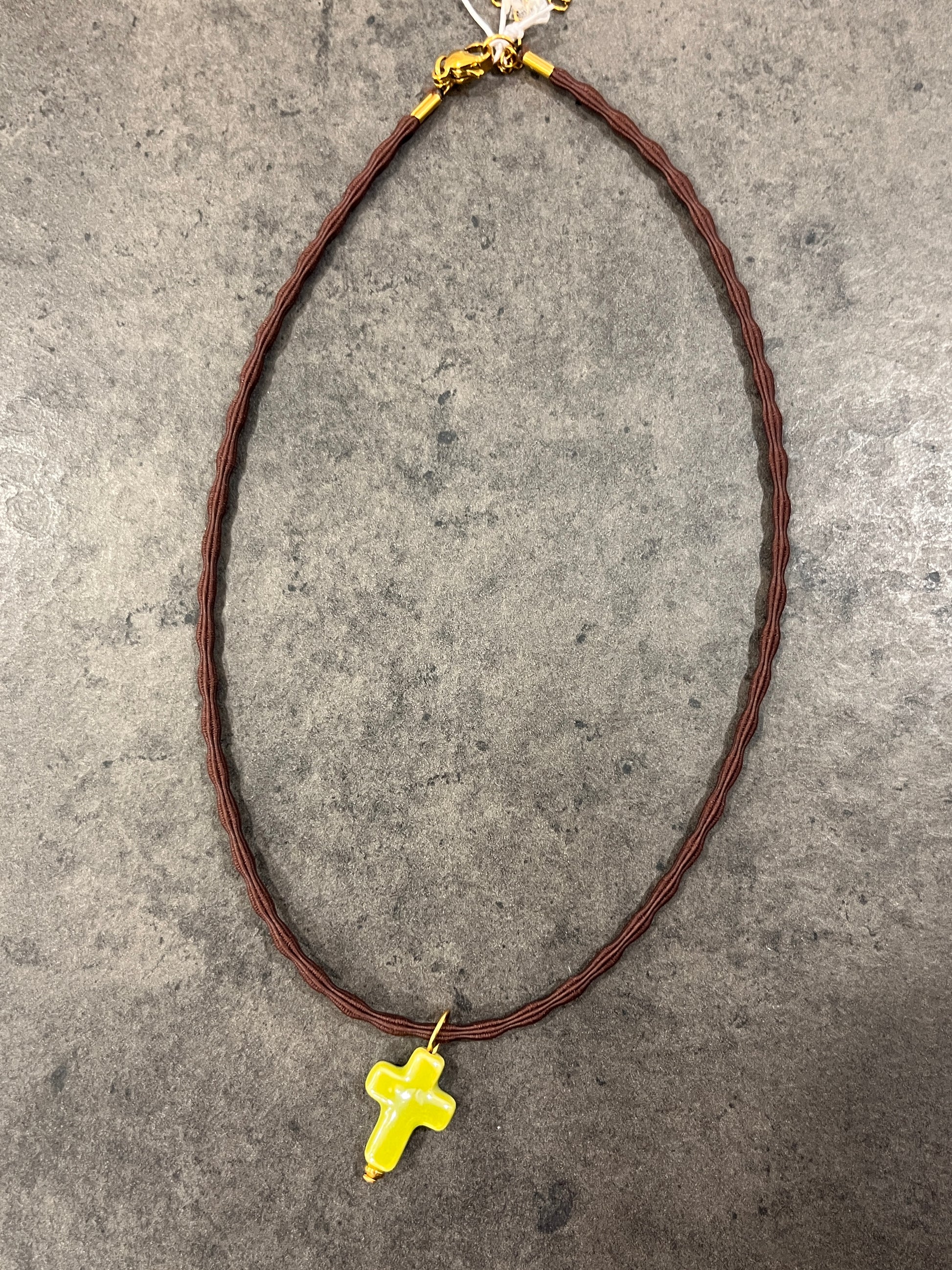 COLLAR CRUZ