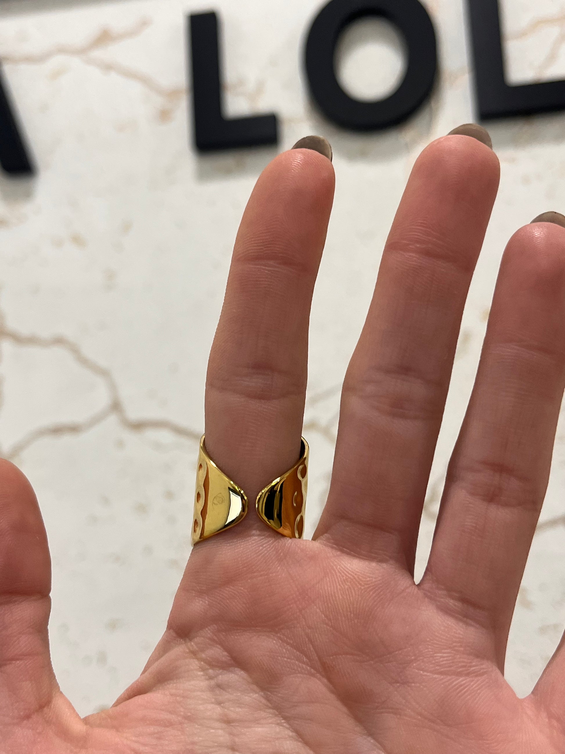 ANILLO