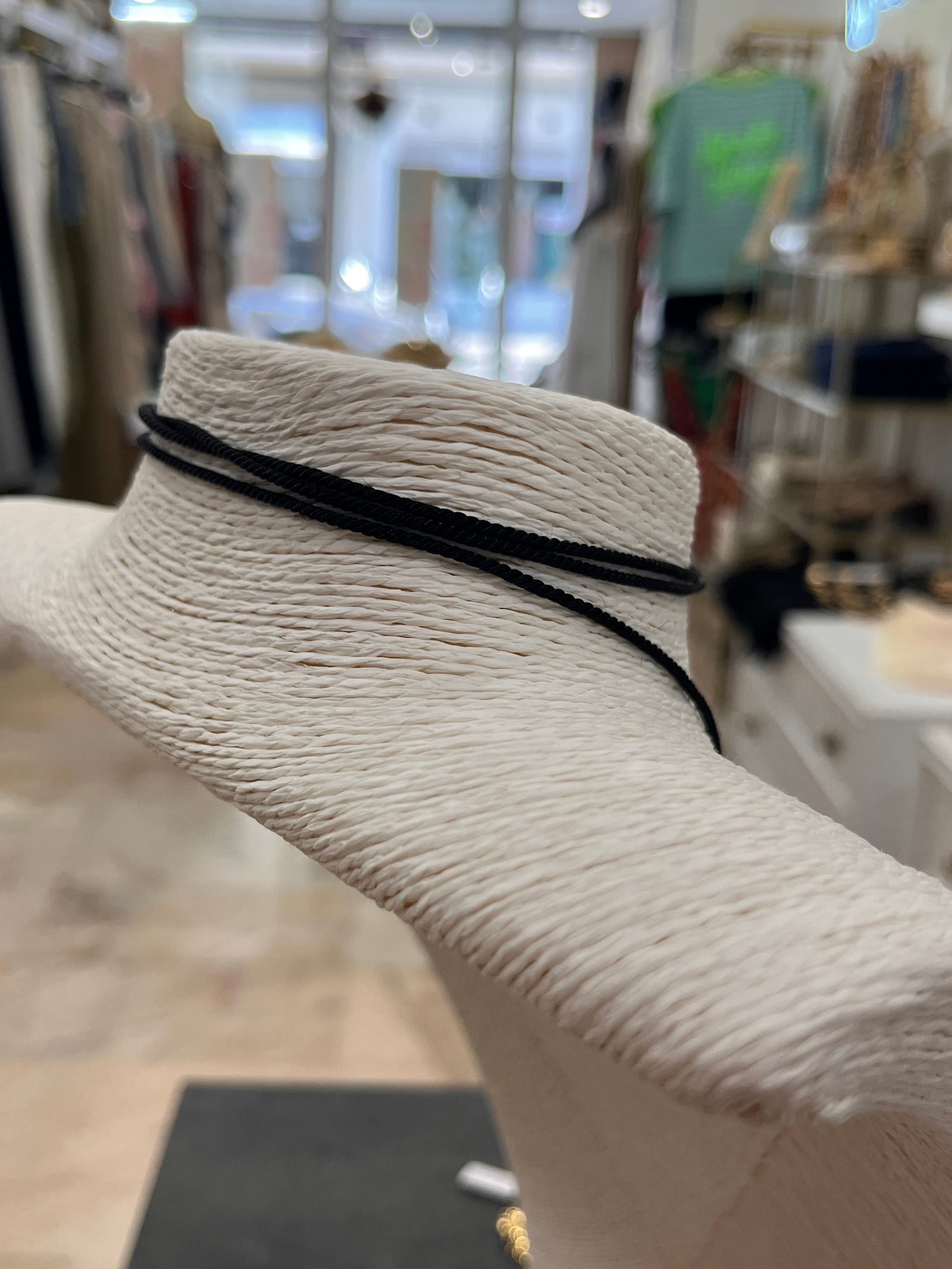 COLLAR CORDON