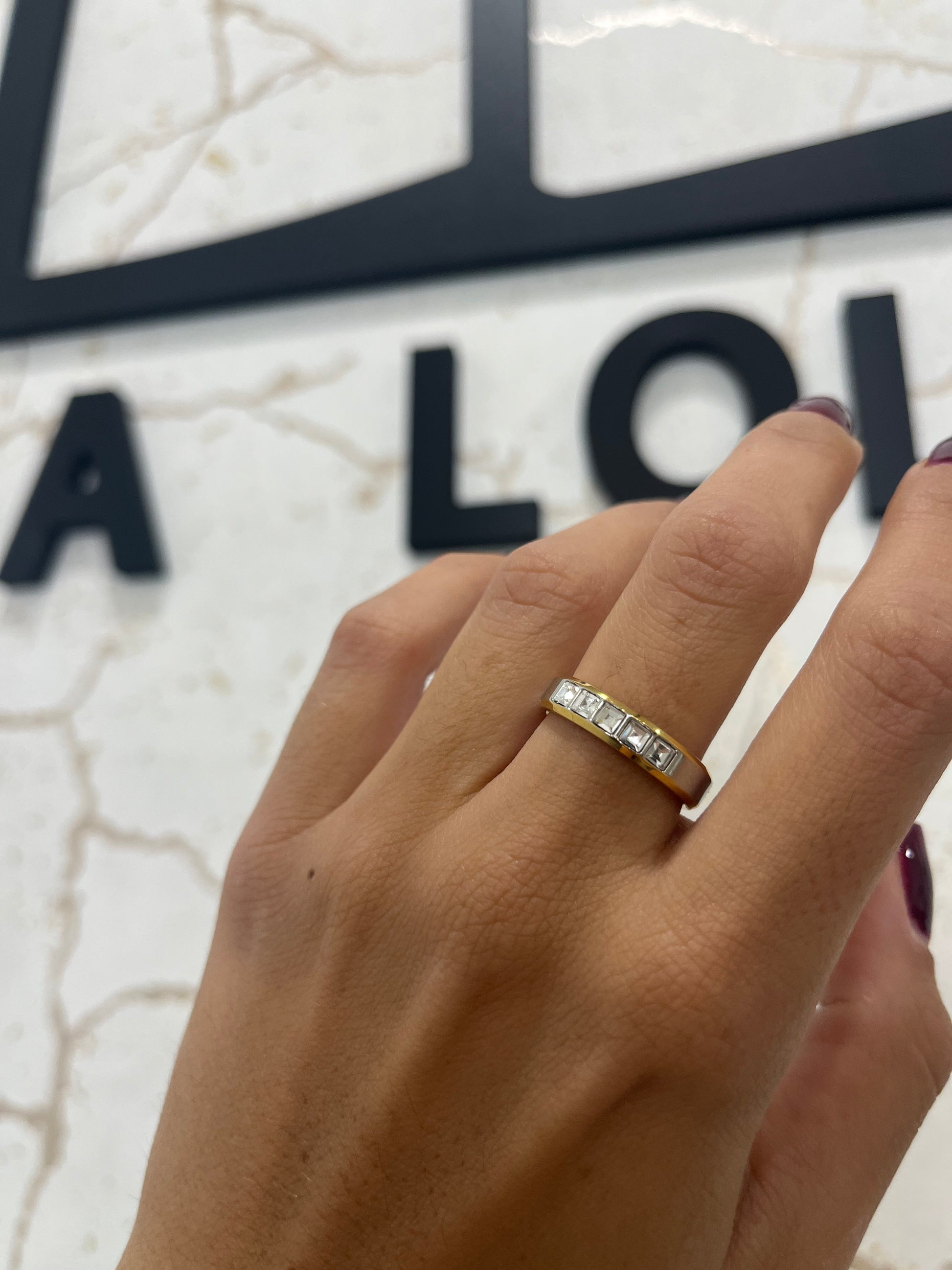 ANILLO