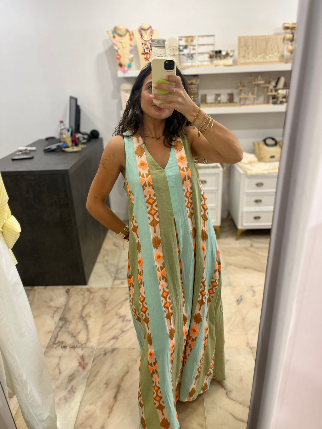 VESTIDO FLUOR
