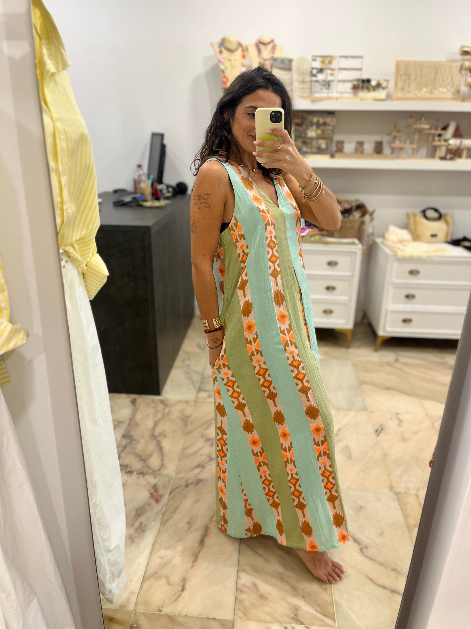 VESTIDO FLUOR
