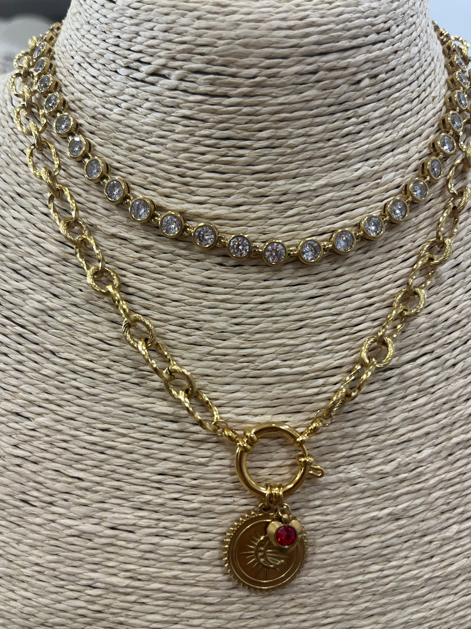 COLLAR