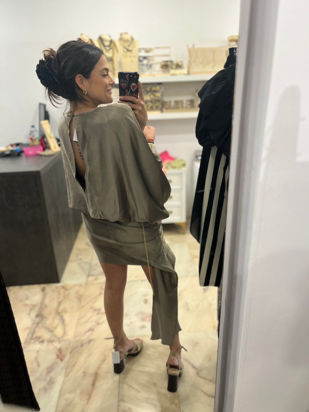 VESTIDO MINI