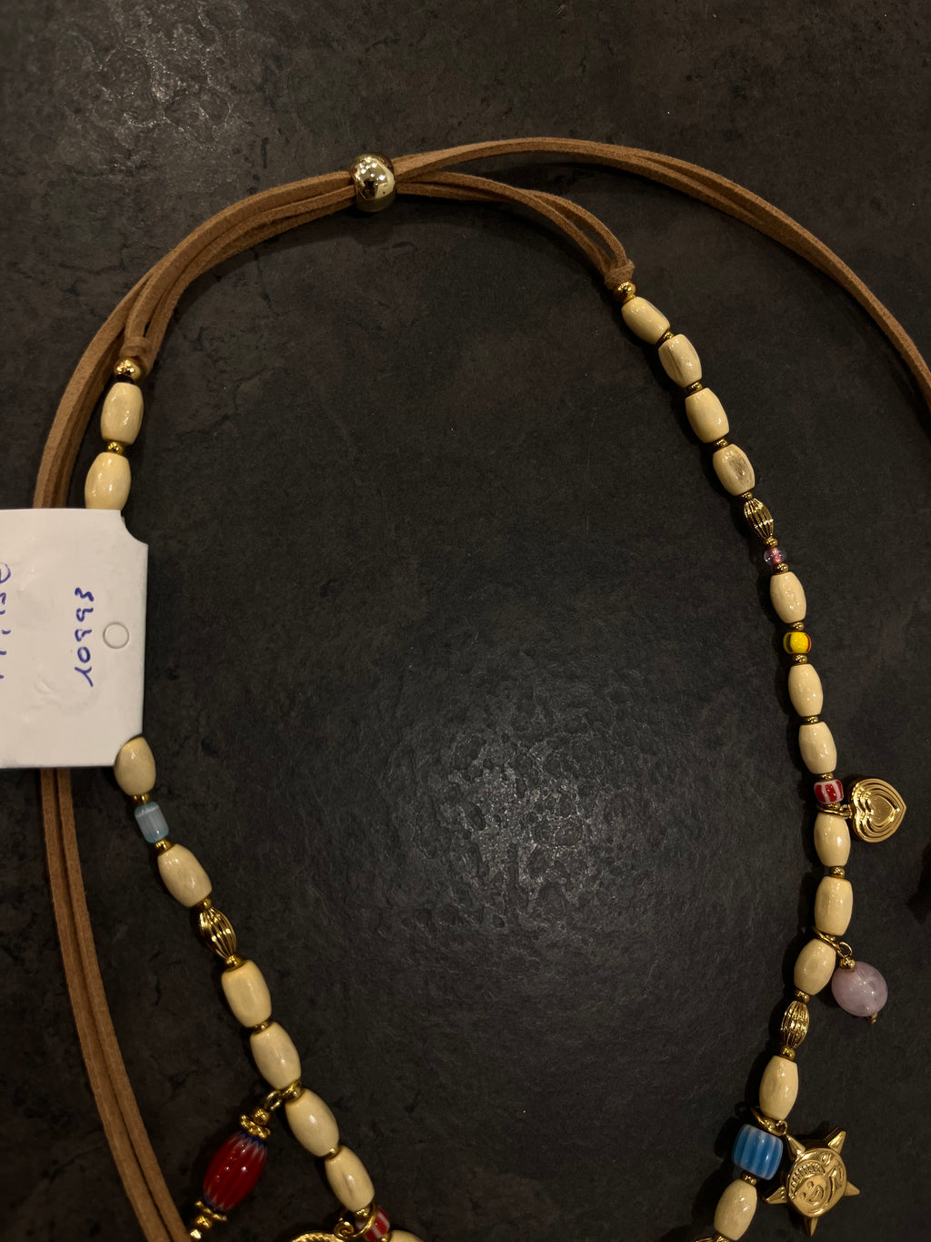COLLAR CUERNO