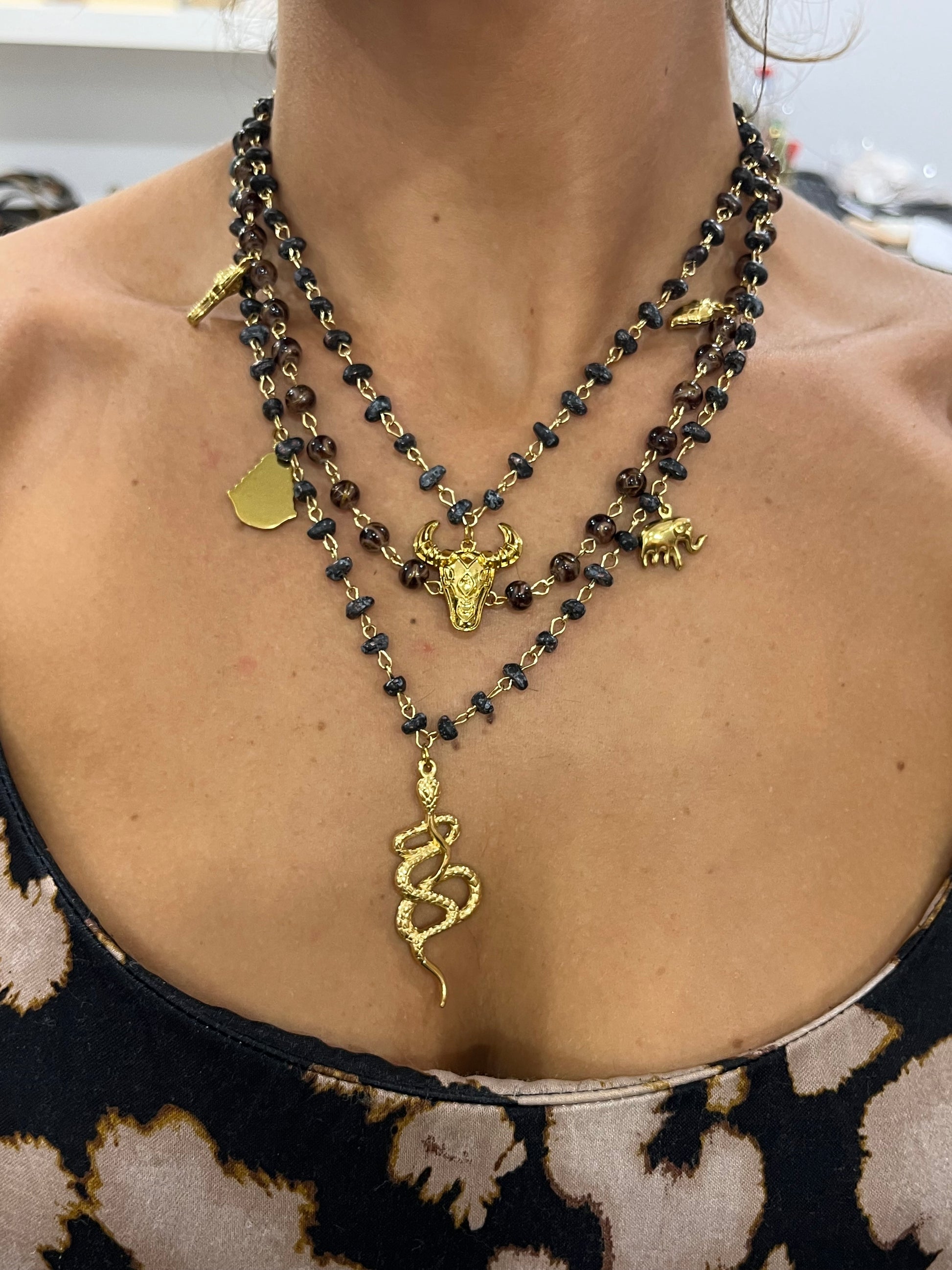COLLAR