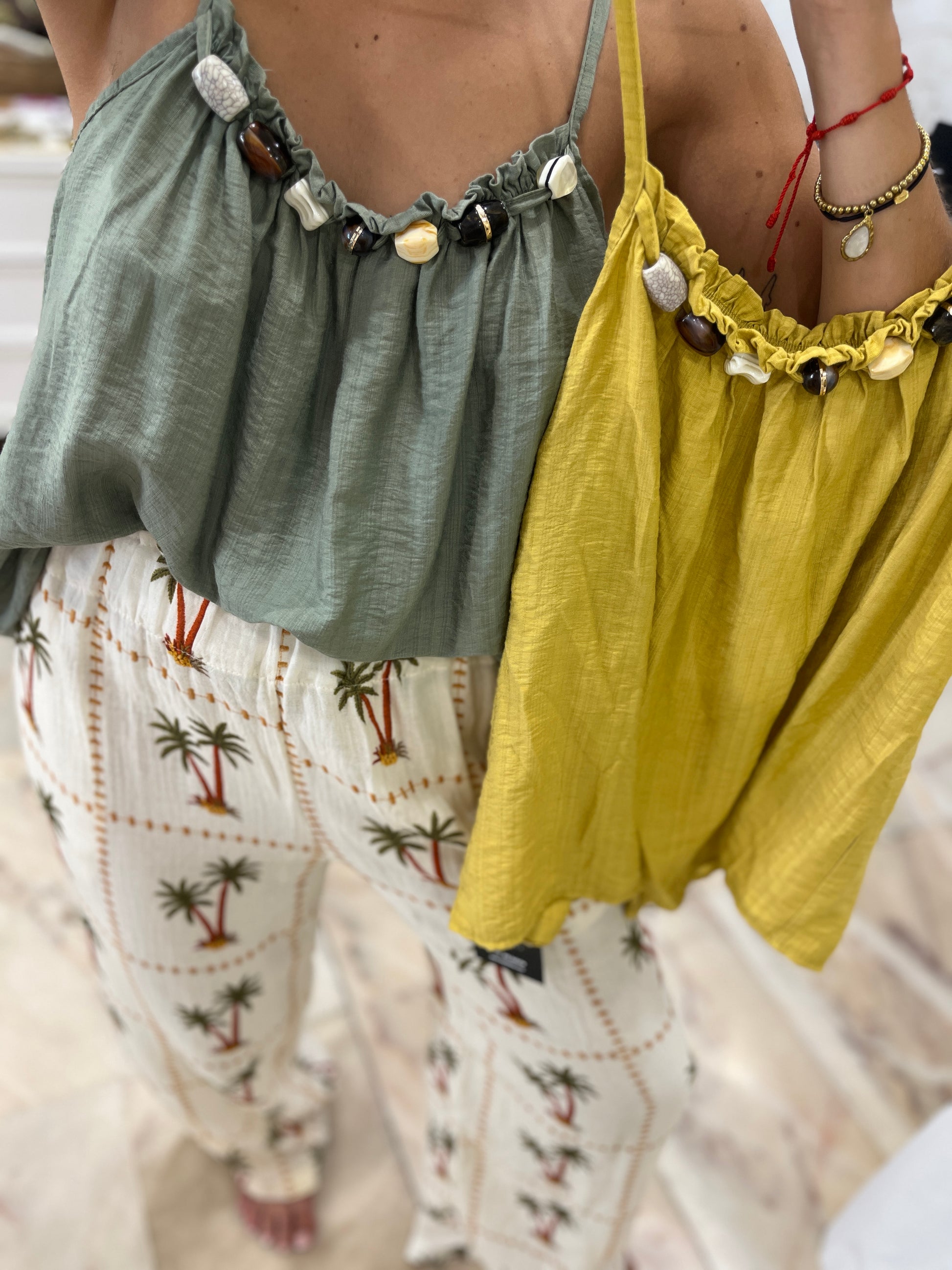 Blusa cuentas