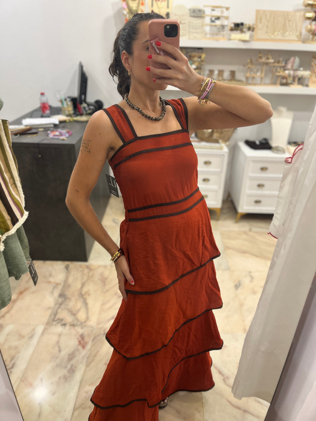 VESTIDO VOLANTES