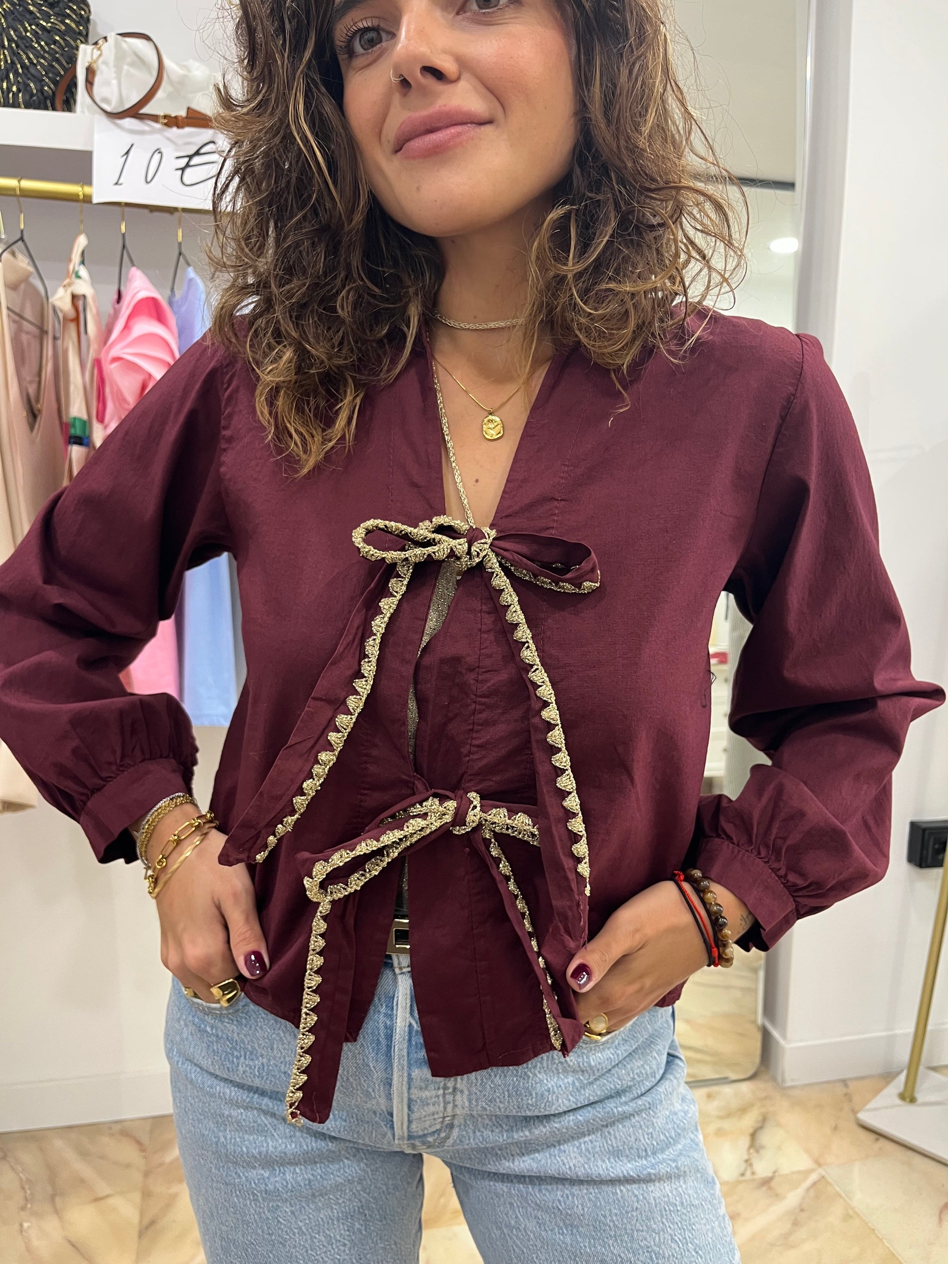 BLUSA