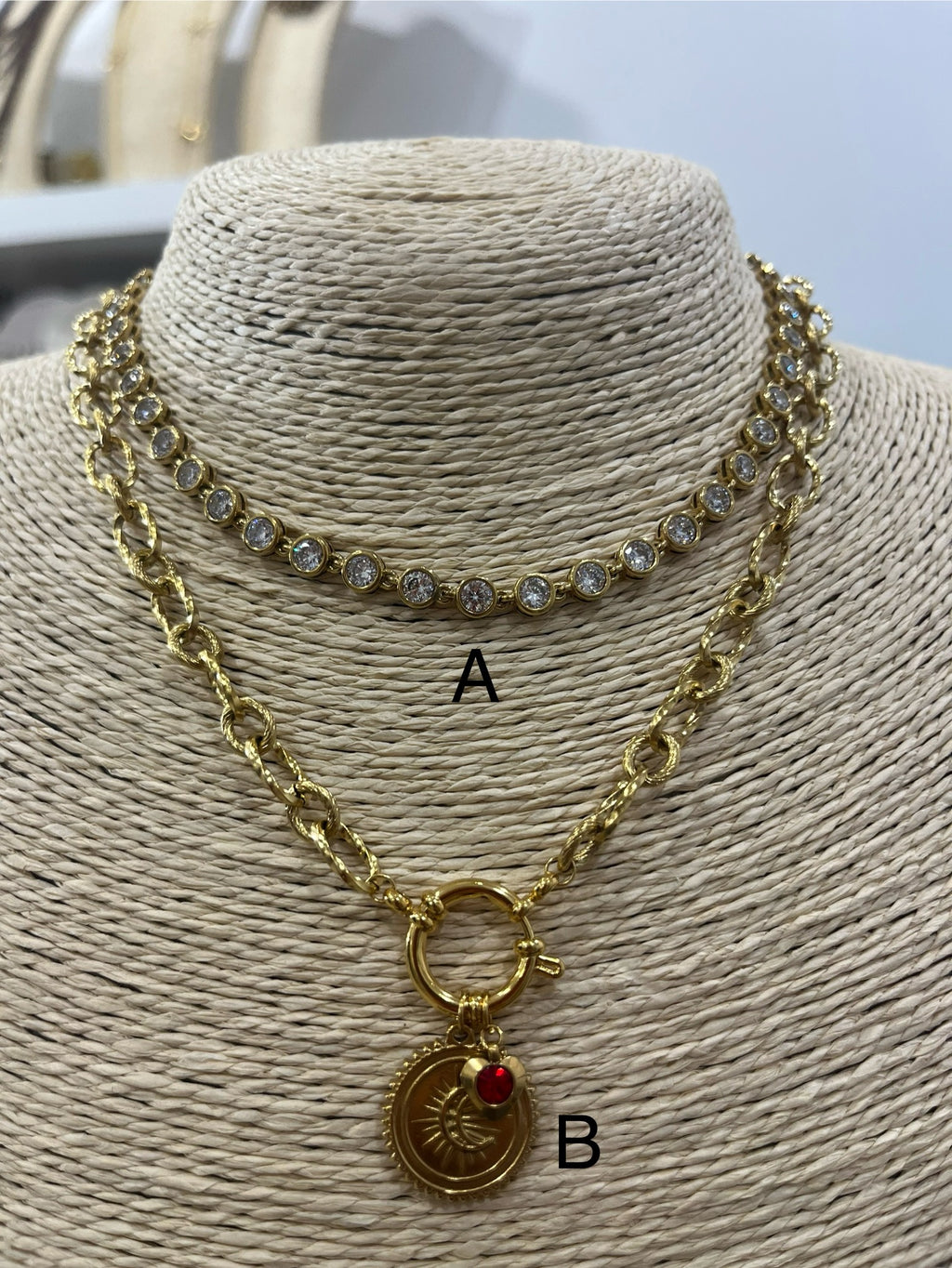 COLLAR