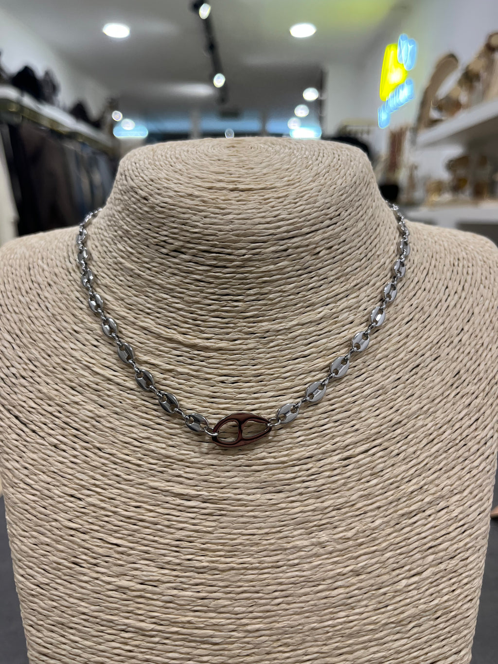 COLLAR