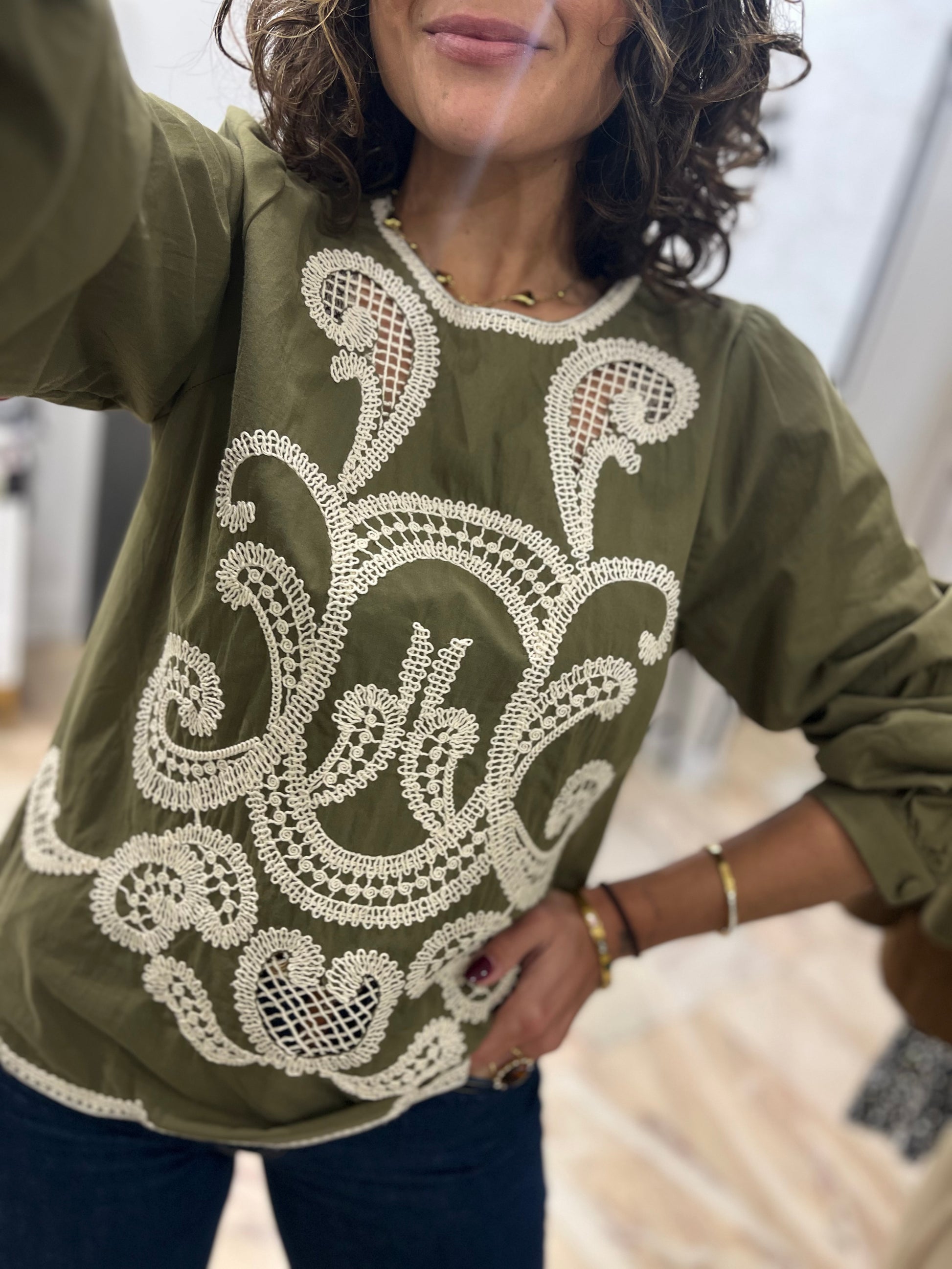 BLUSA