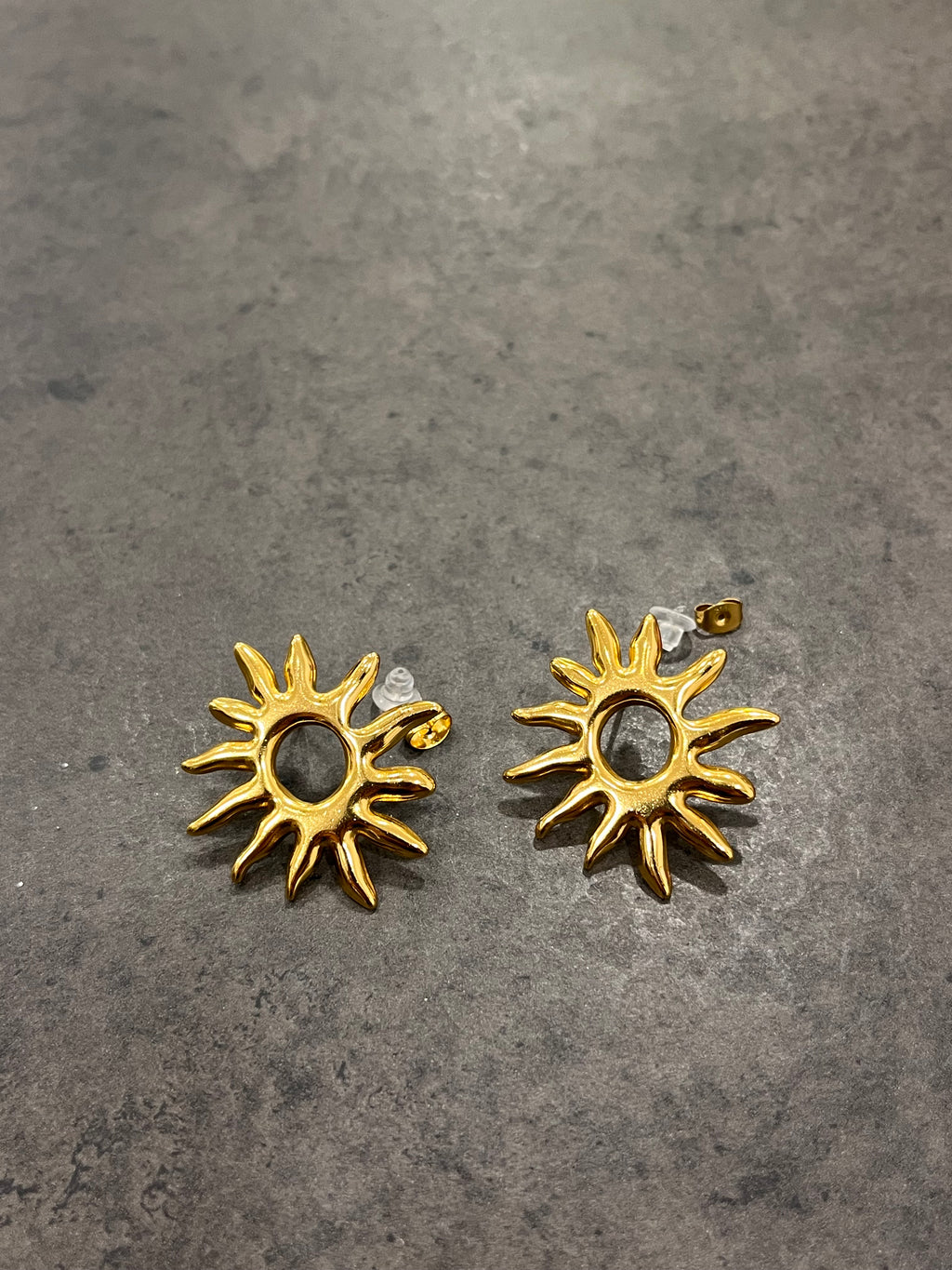 PENDIENTES SOL