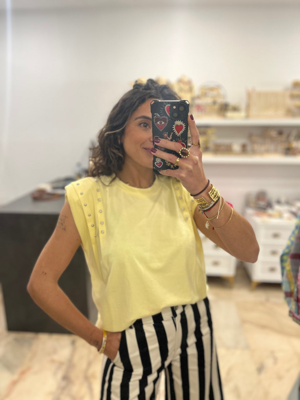 CAMISETA HOMBRERAS
