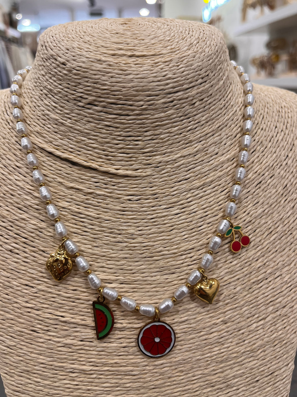 Collar frutas