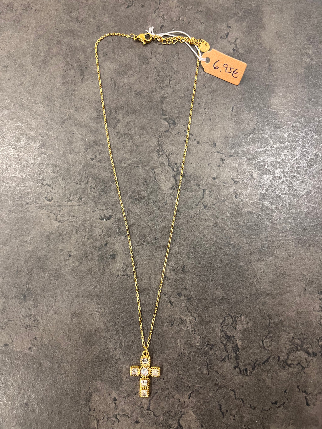 Collar cruz